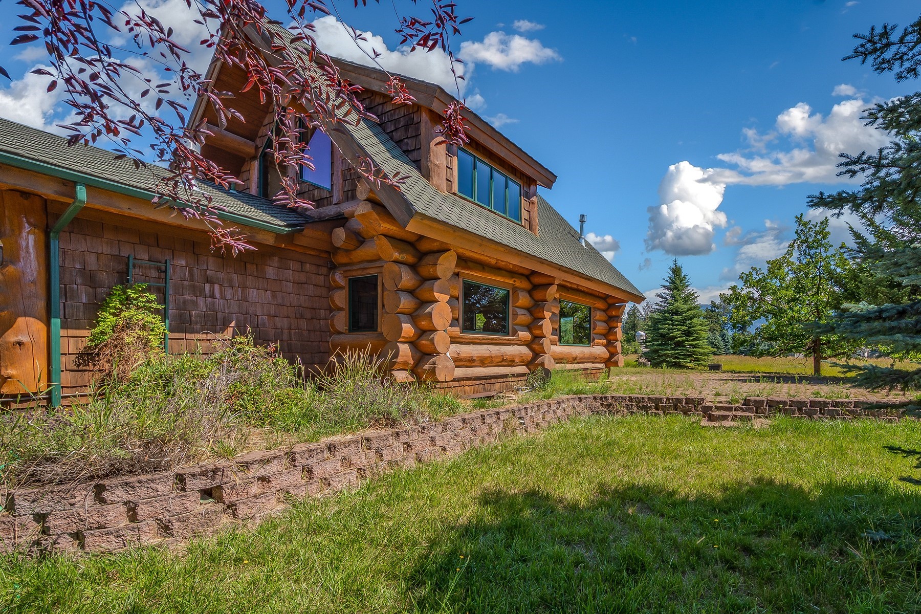  Artistic Log Home, Stunning Mountain Views - 物件實景