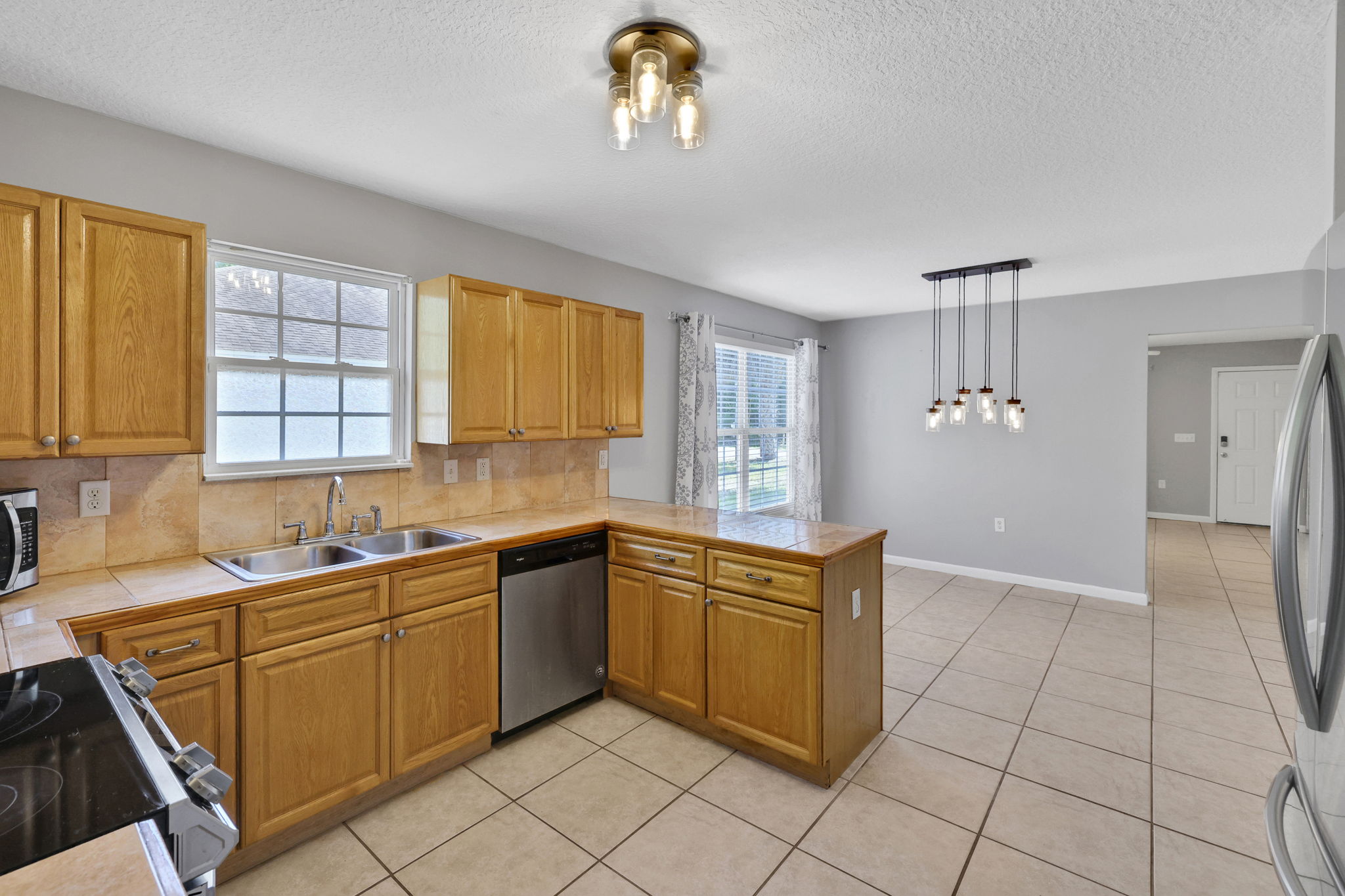  980 N Volusia St, St Augustine, FL, 32084 - 物件實景