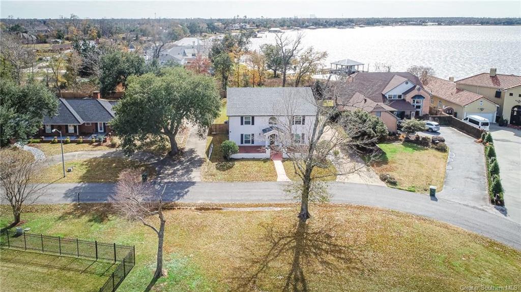 Lake Charles, Louisiana, 70605, United States, 5 Bedrooms Bedrooms, ,6 BathroomsBathrooms,Residential,For Sale,1974733