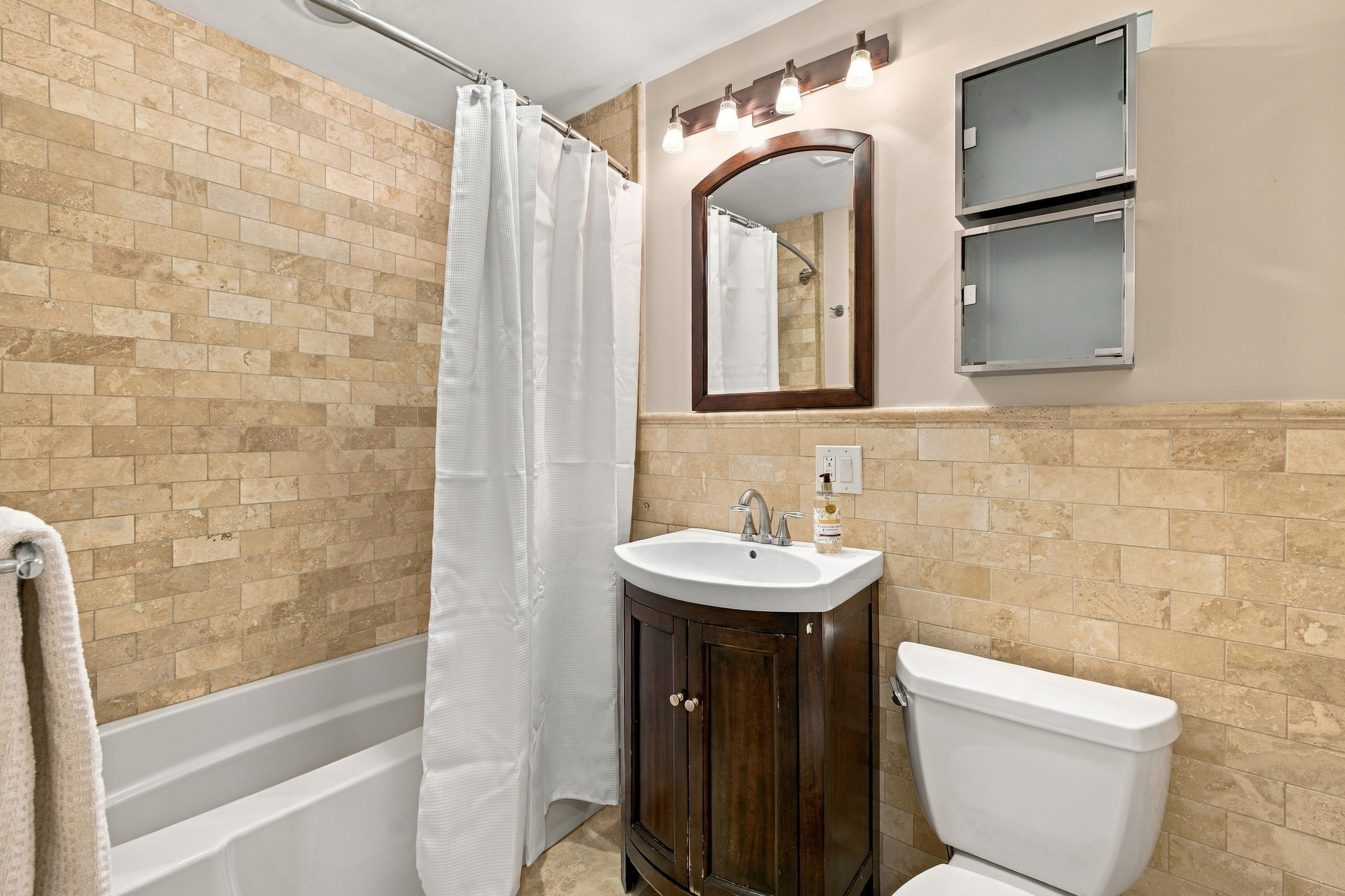  16 Addington- Unit 21, Brookline, MA, 02445 - 物件實景