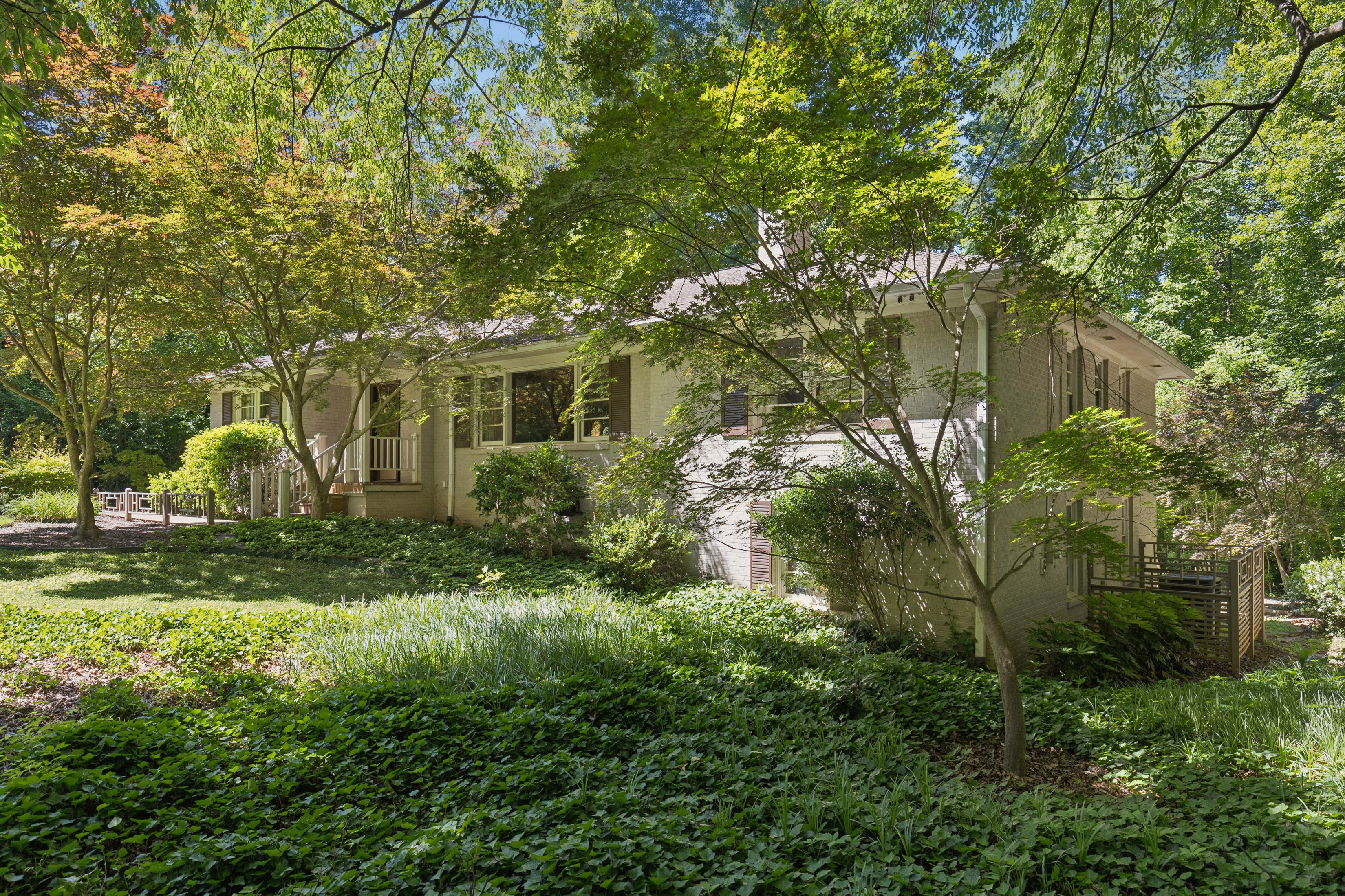  Charming Ranch Offers Space, Privacy and Long Term Potential - 物件實景