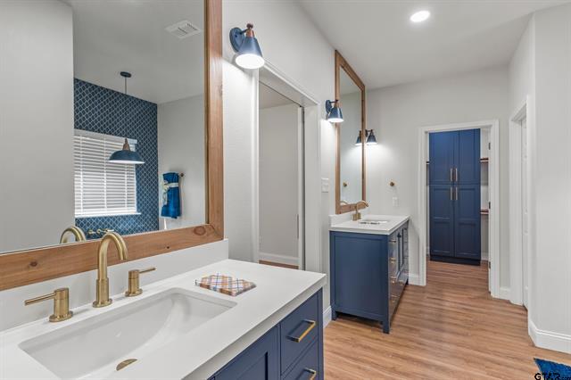 Holly Lake Ranch, Texas, 75765, United States, 4 Bedrooms Bedrooms, ,2 BathroomsBathrooms,Residential,For Sale,1978220