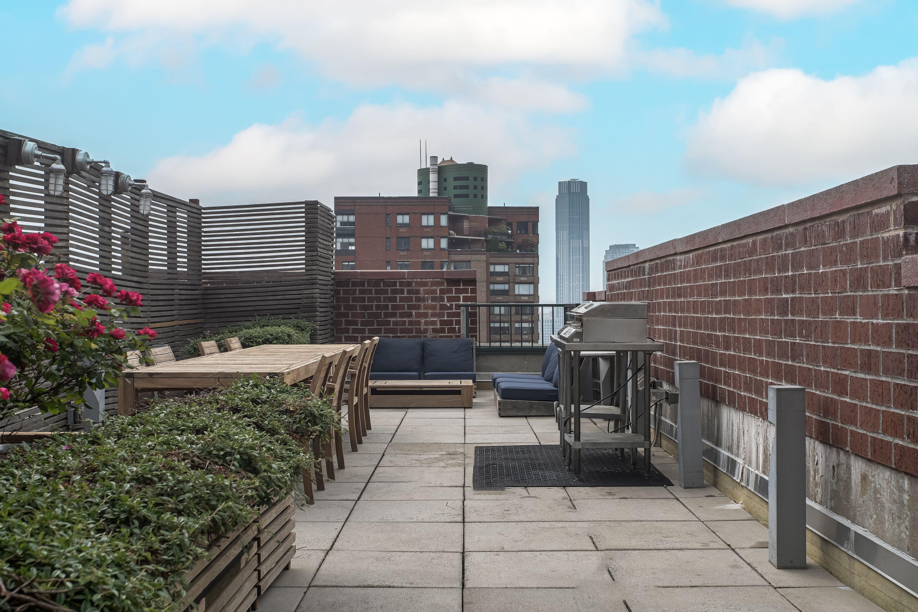  225 Rector Place - 物件實景