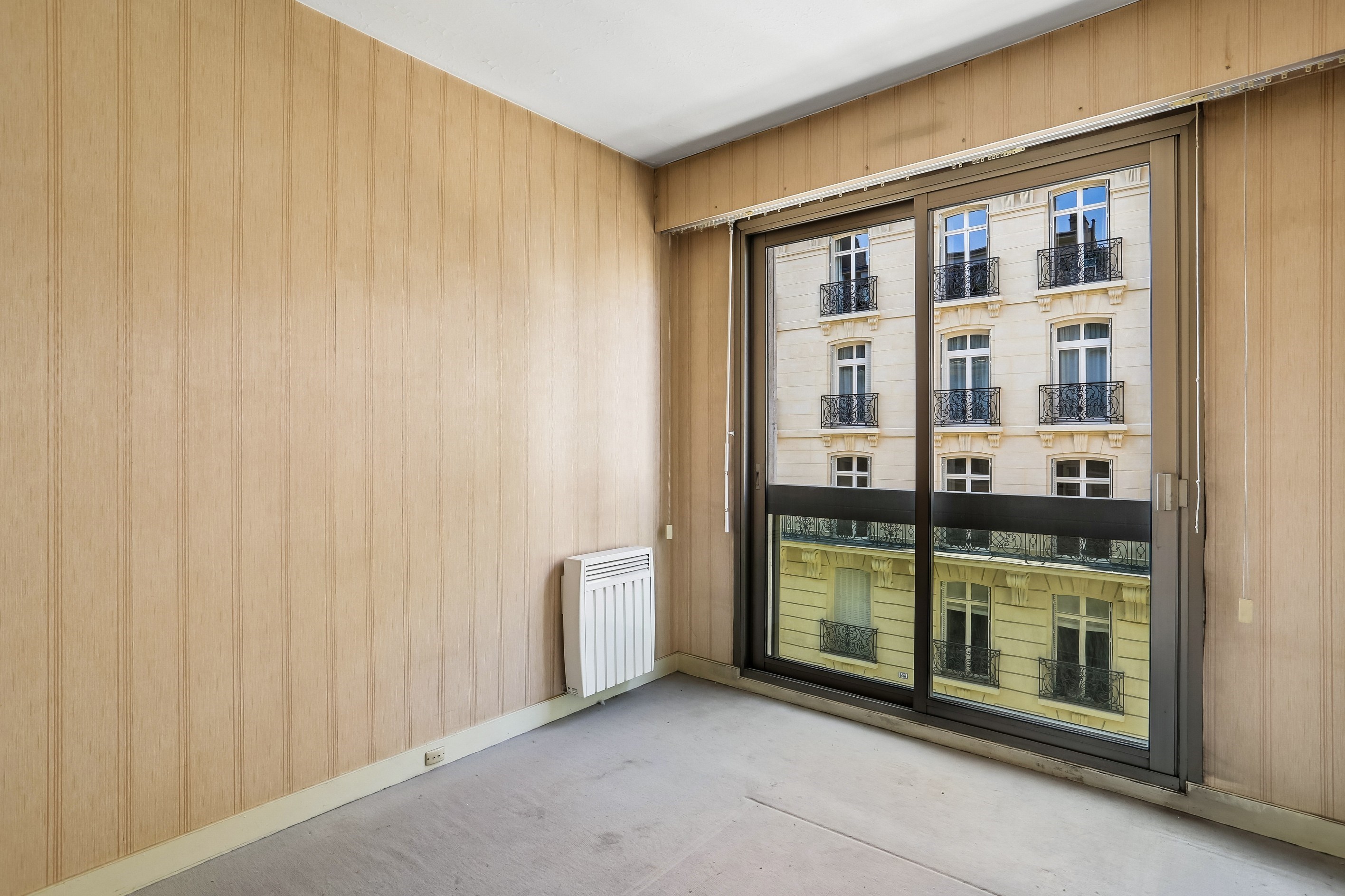  Family apartment with balcony to renovate - Saussure / Tocqueville - 物件實景
