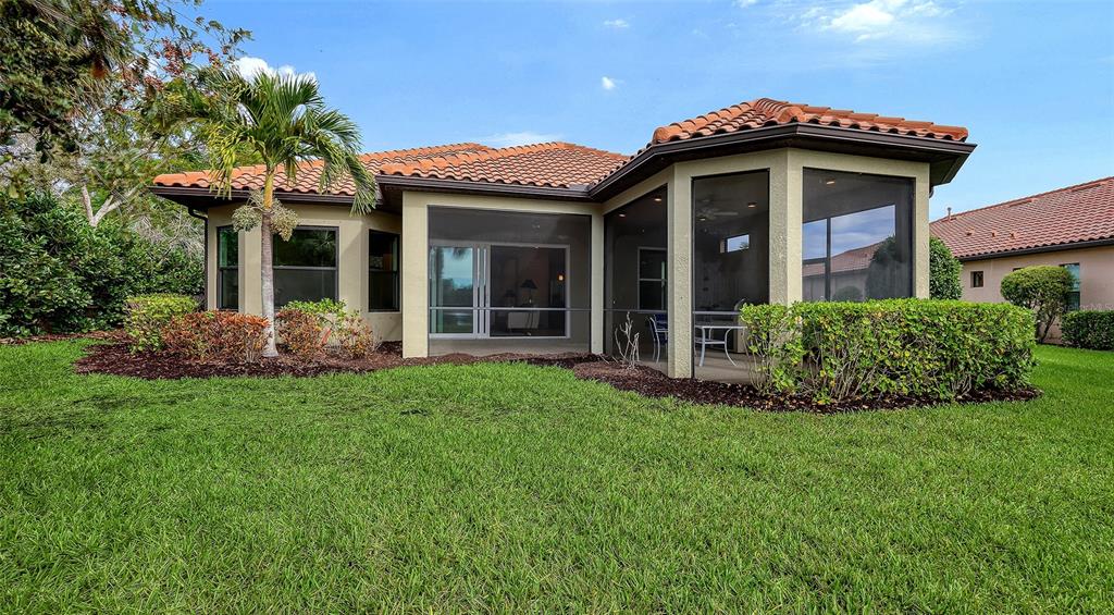 Sarasota, Florida, 34231, United States, 2 Bedrooms Bedrooms, ,3 BathroomsBathrooms,Residential,For Sale,2002128