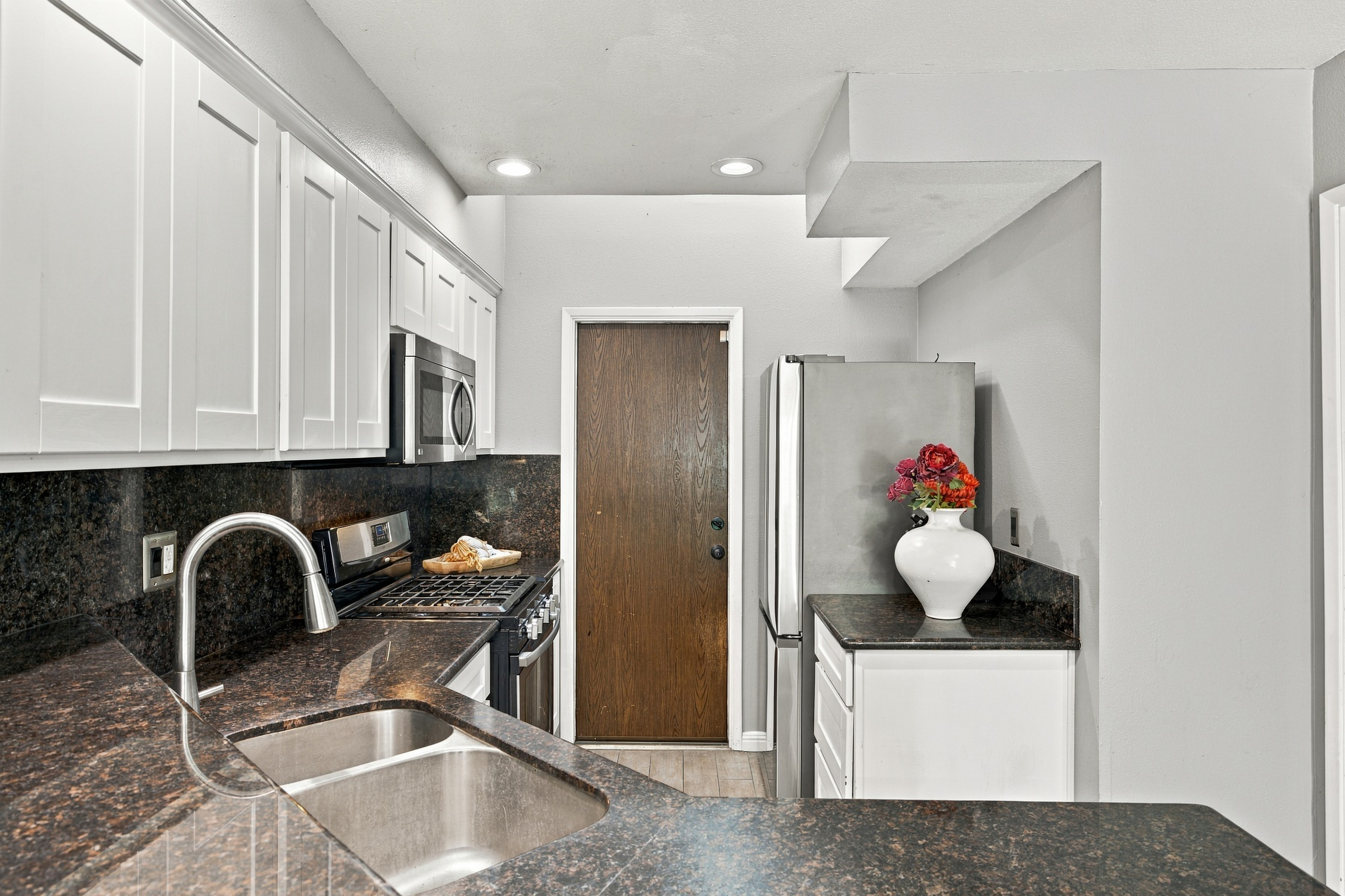  6750 Bertran Court, Citrus Heights, CA 95621 - 物件實景