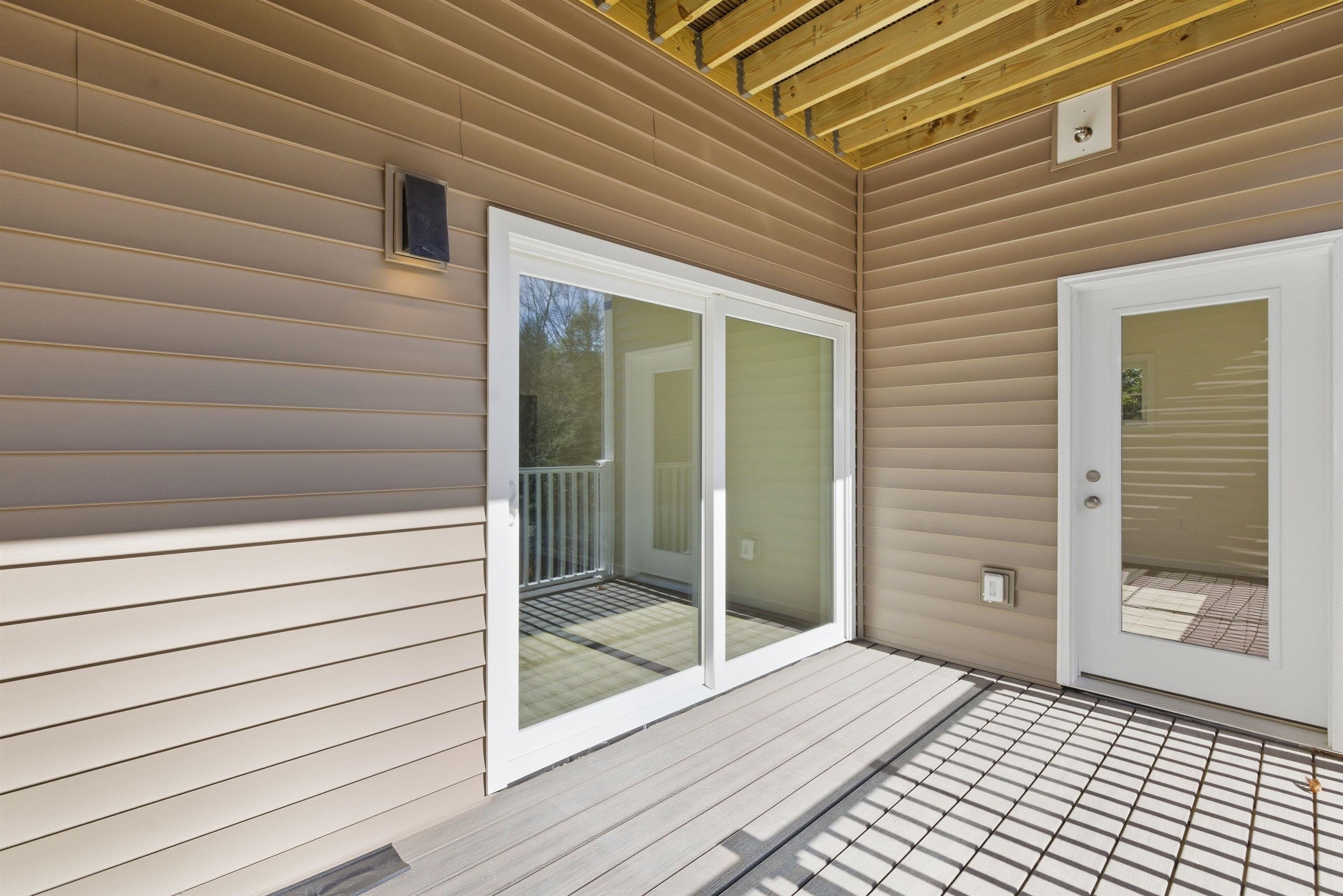 Lincoln, New Hampshire, 03251, United States, 3 Bedrooms Bedrooms, ,2 BathroomsBathrooms,Residential,For Sale,1980638