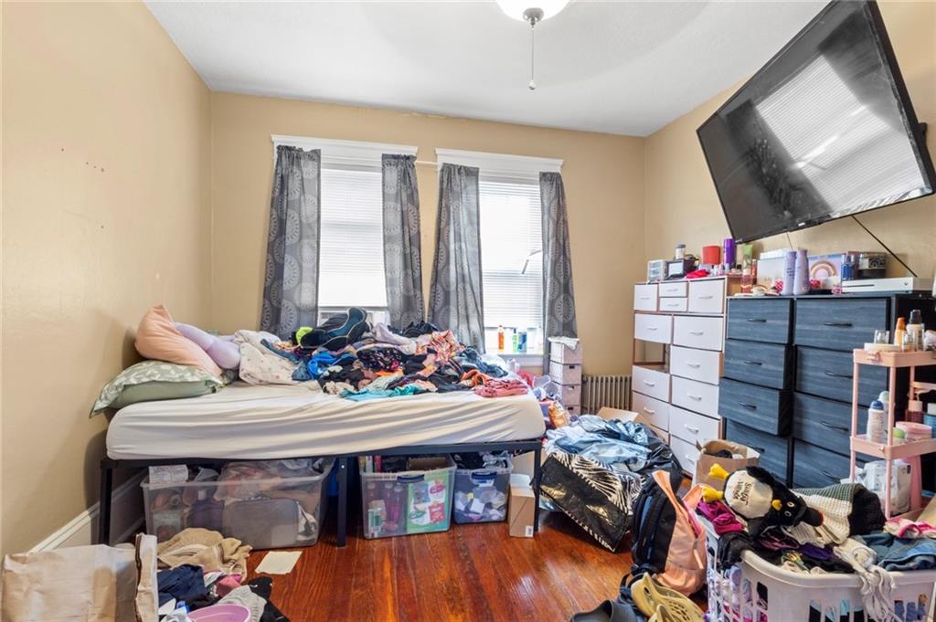 Cranston, Rhode Island, 02920, United States, 4 Bedrooms Bedrooms, ,2 BathroomsBathrooms,Residential,For Sale,2006438