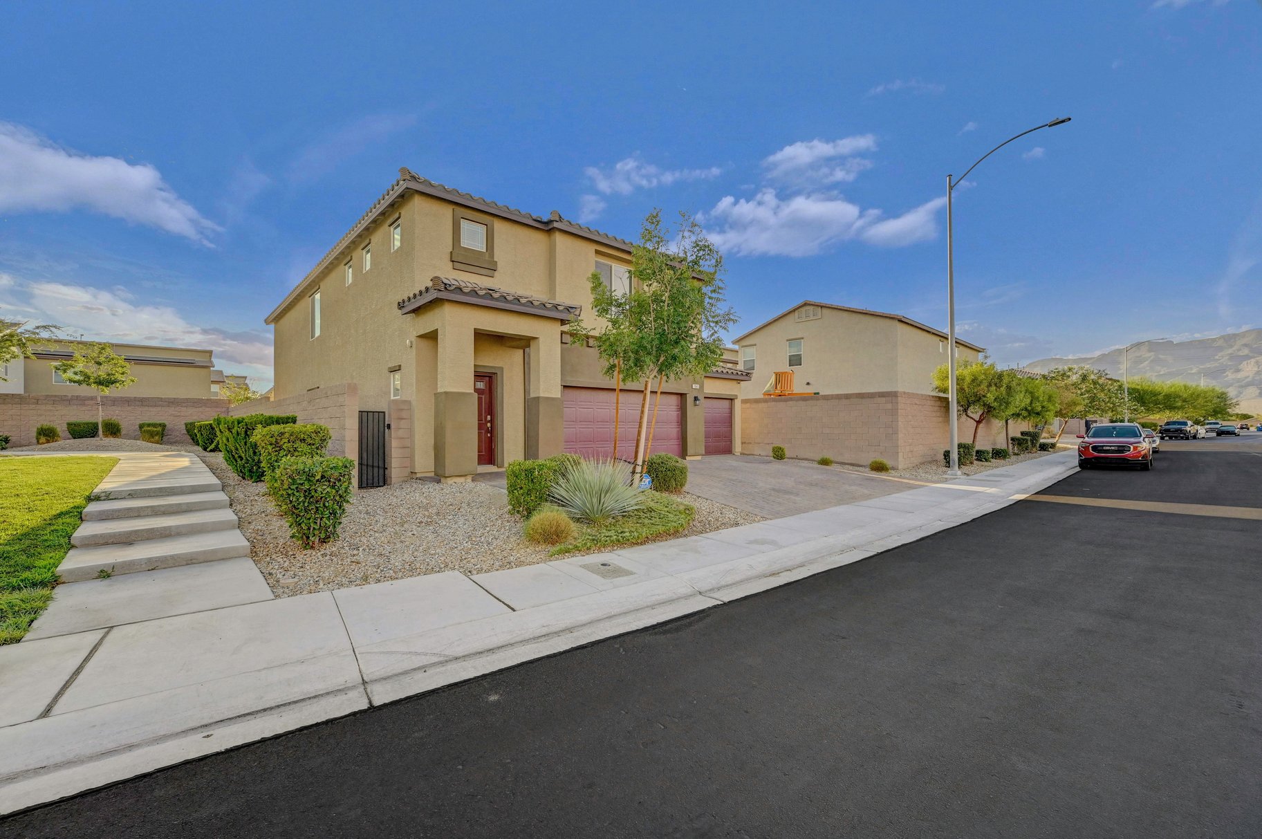  Spacious Valley Vista 5BR with Loft, 3-Car Garage & Premium Lot Size - 物件實景