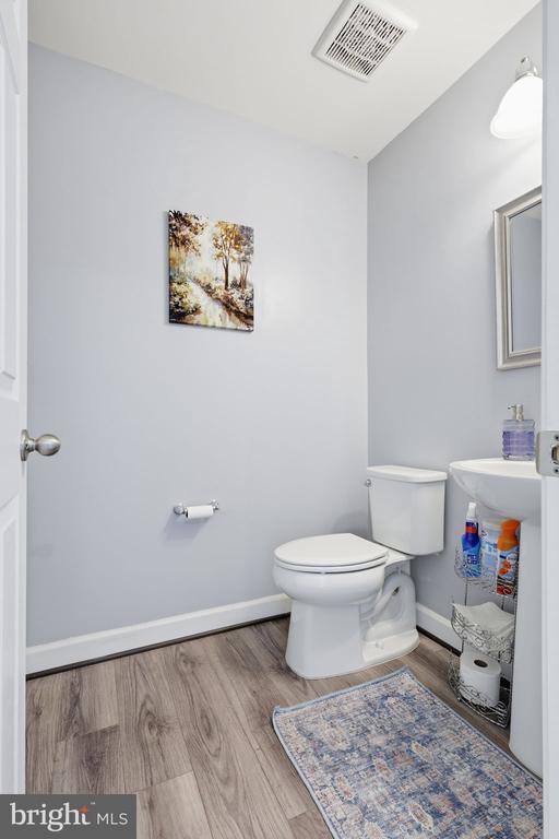 Fredericksburg, Virginia, 22405, United States, 5 Bedrooms Bedrooms, ,3 BathroomsBathrooms,Residential,For Sale,1987075