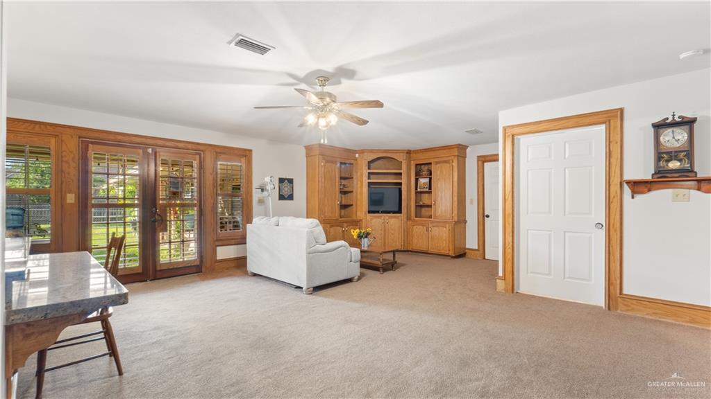 Edinburg, Texas, 78539, United States, 5 Bedrooms Bedrooms, ,5 BathroomsBathrooms,Residential,For Sale,2002025