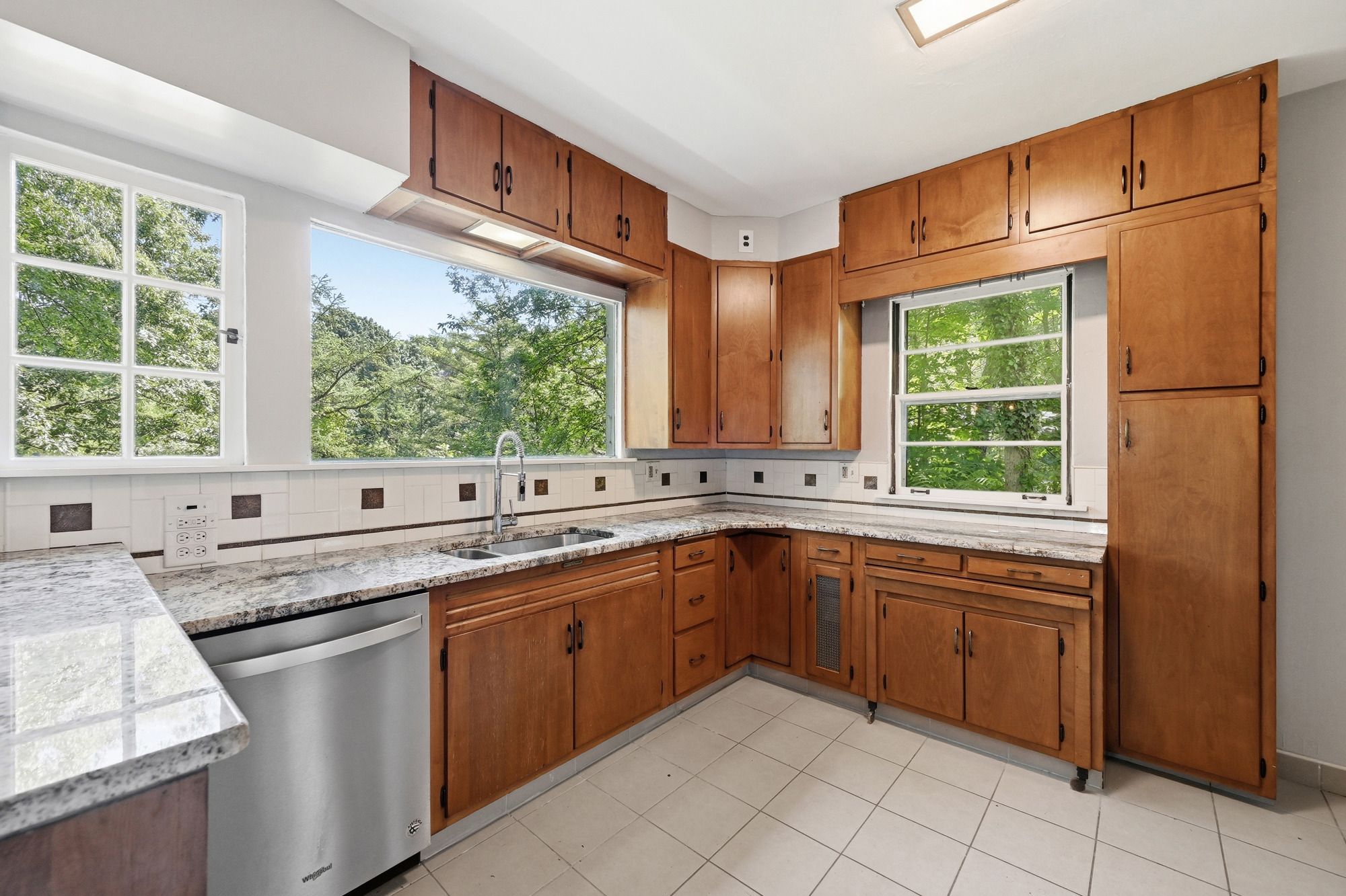  235 Oakview Avenue, Pittsburgh, PA 15218 - 物件實景