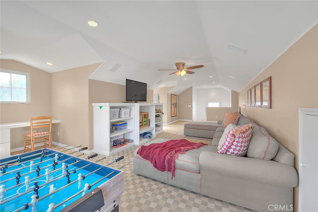 Irvine, California, 92602, United States, 4 Bedrooms Bedrooms, ,3 BathroomsBathrooms,Residential,For Sale,2030322