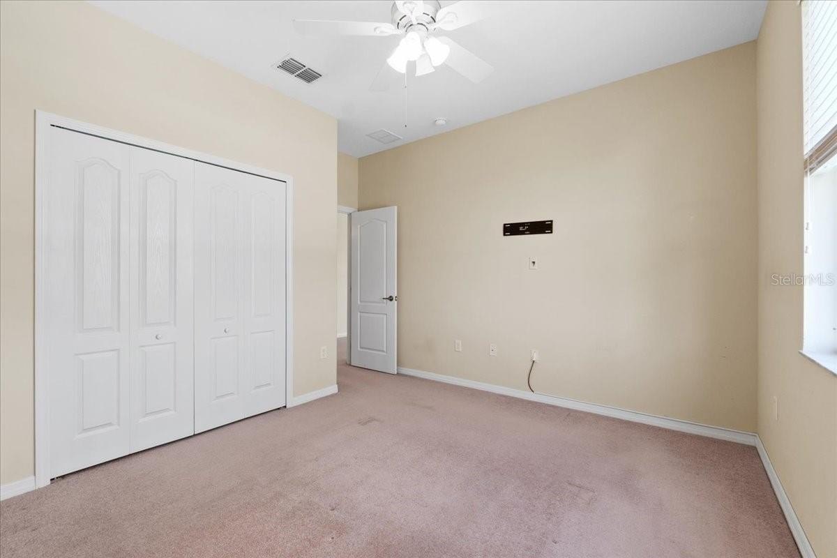 DAVENPORT, Florida, 33837, United States, 5 Bedrooms Bedrooms, ,3 BathroomsBathrooms,Residential,For Sale,1983680