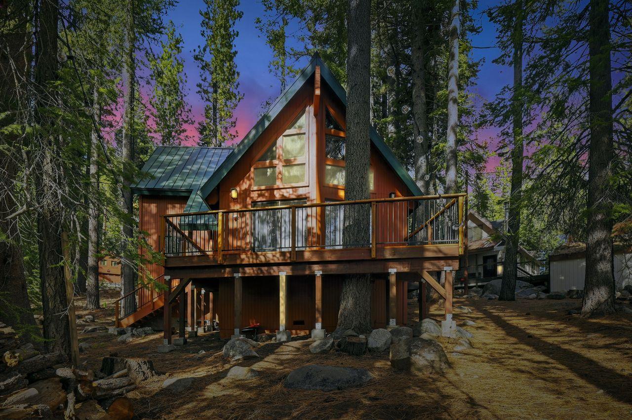 Soda Springs, California, 95728, United States, 3 Bedrooms Bedrooms, ,2 BathroomsBathrooms,Residential,For Sale,1998980