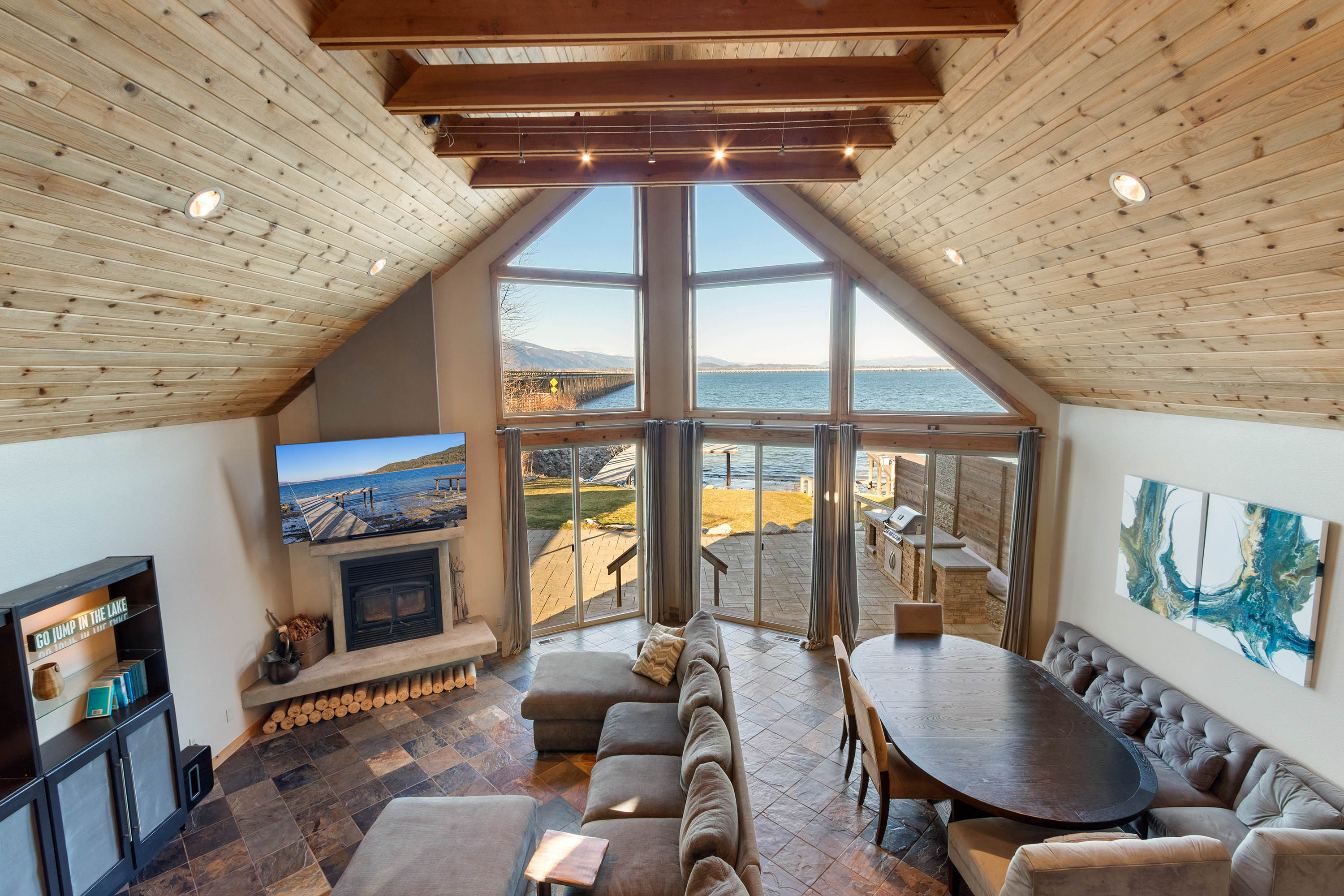 Sagle, Idaho, 83860, United States, 4 Bedrooms Bedrooms, ,2 BathroomsBathrooms,Residential,For Sale,2013773