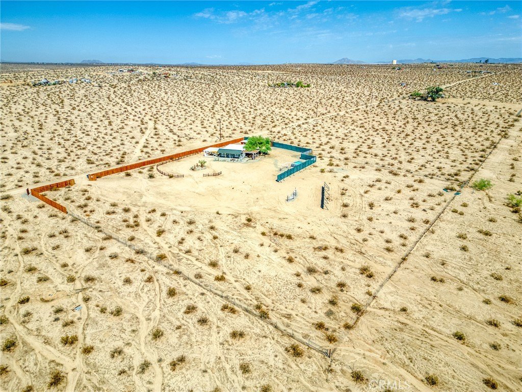 29 Palms, California, 92277, United States, 3 Bedrooms Bedrooms, ,1 BathroomBathrooms,Residential,For Sale,1932486