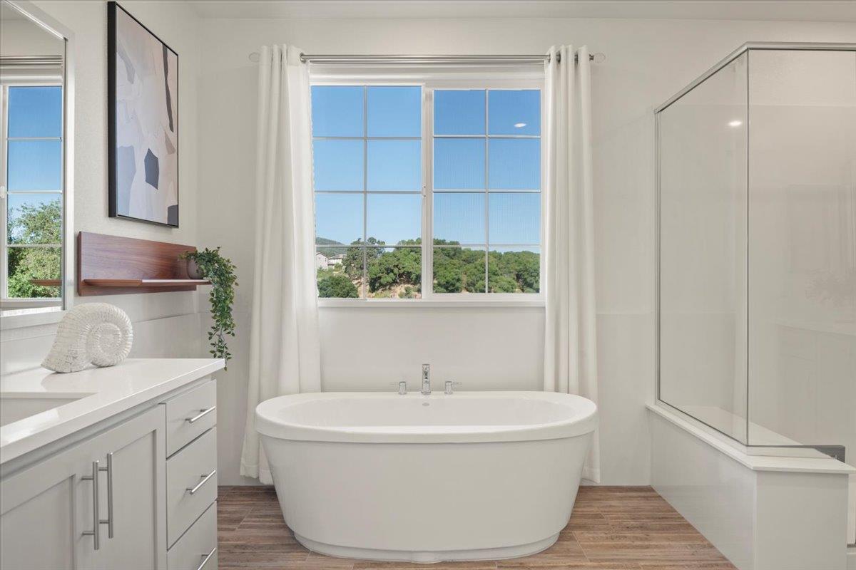 Gilroy, California, 95020, United States, 4 Bedrooms Bedrooms, ,3 BathroomsBathrooms,Residential,For Sale,1907628