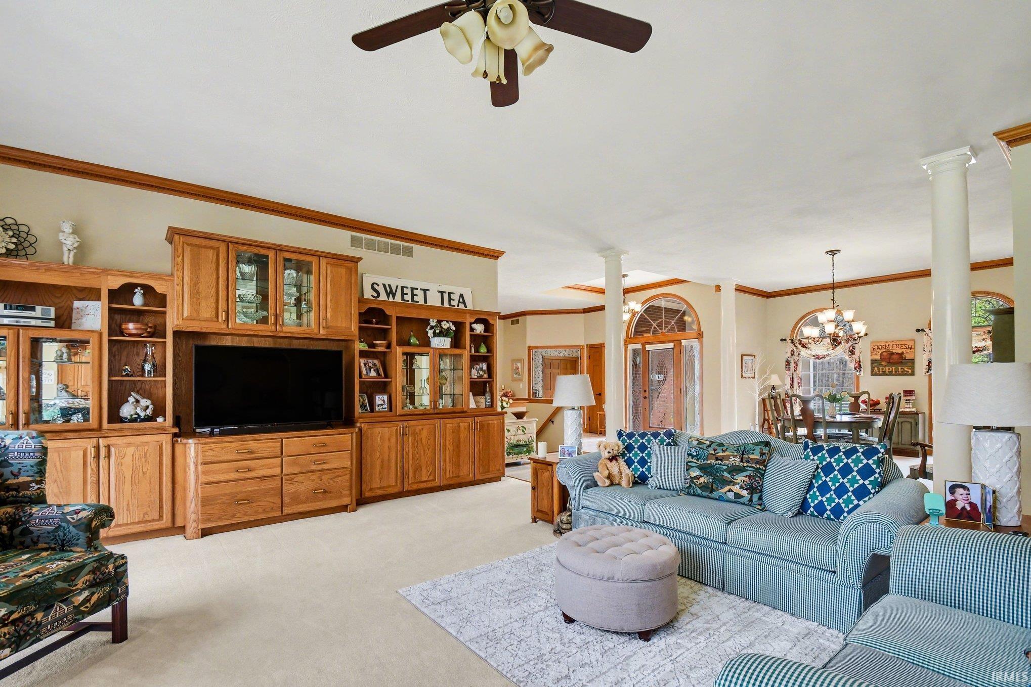 Osceola, Indiana, 46561, United States, 3 Bedrooms Bedrooms, ,3 BathroomsBathrooms,Residential,For Sale,2038856