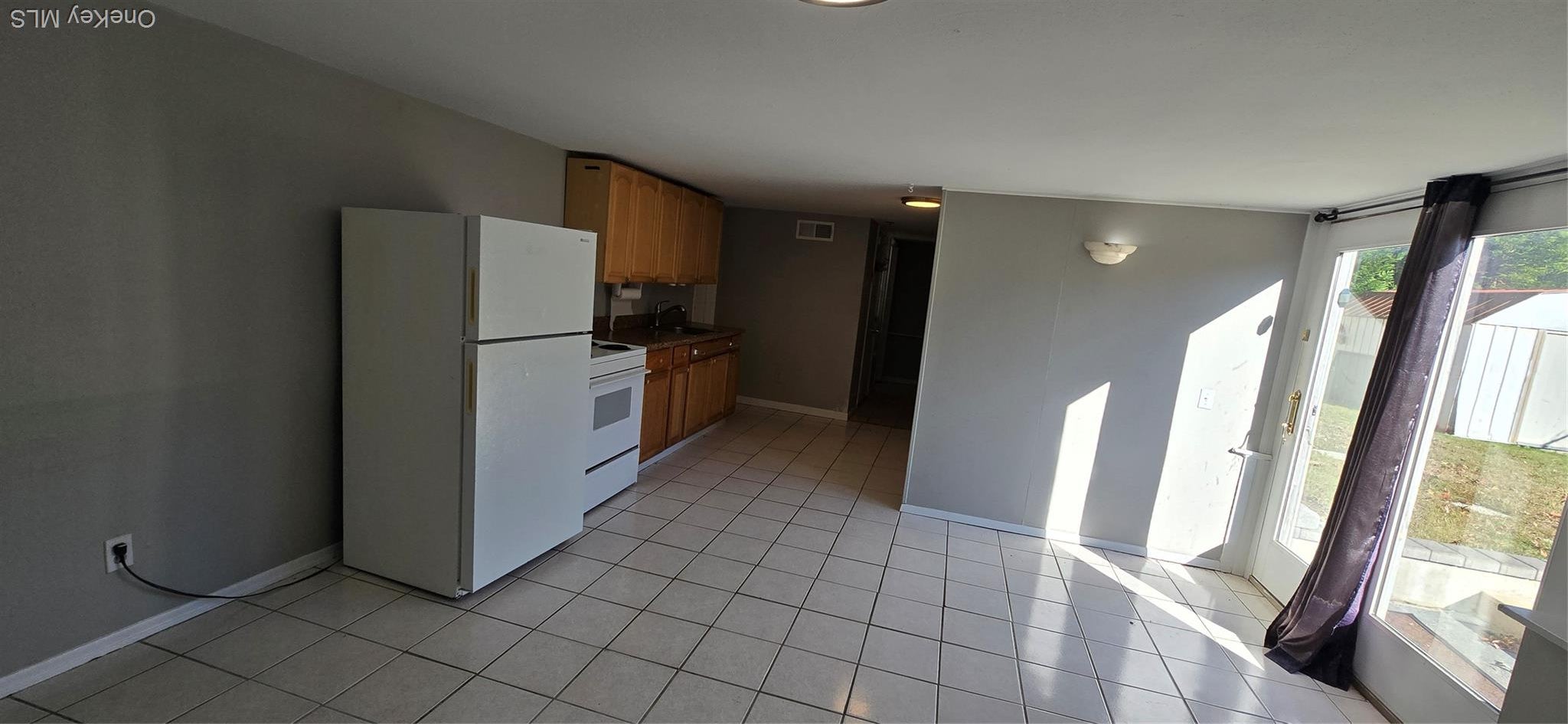 Shirley, New York, 11967, United States, 4 Bedrooms Bedrooms, ,4 BathroomsBathrooms,Residential,For Sale,1924990