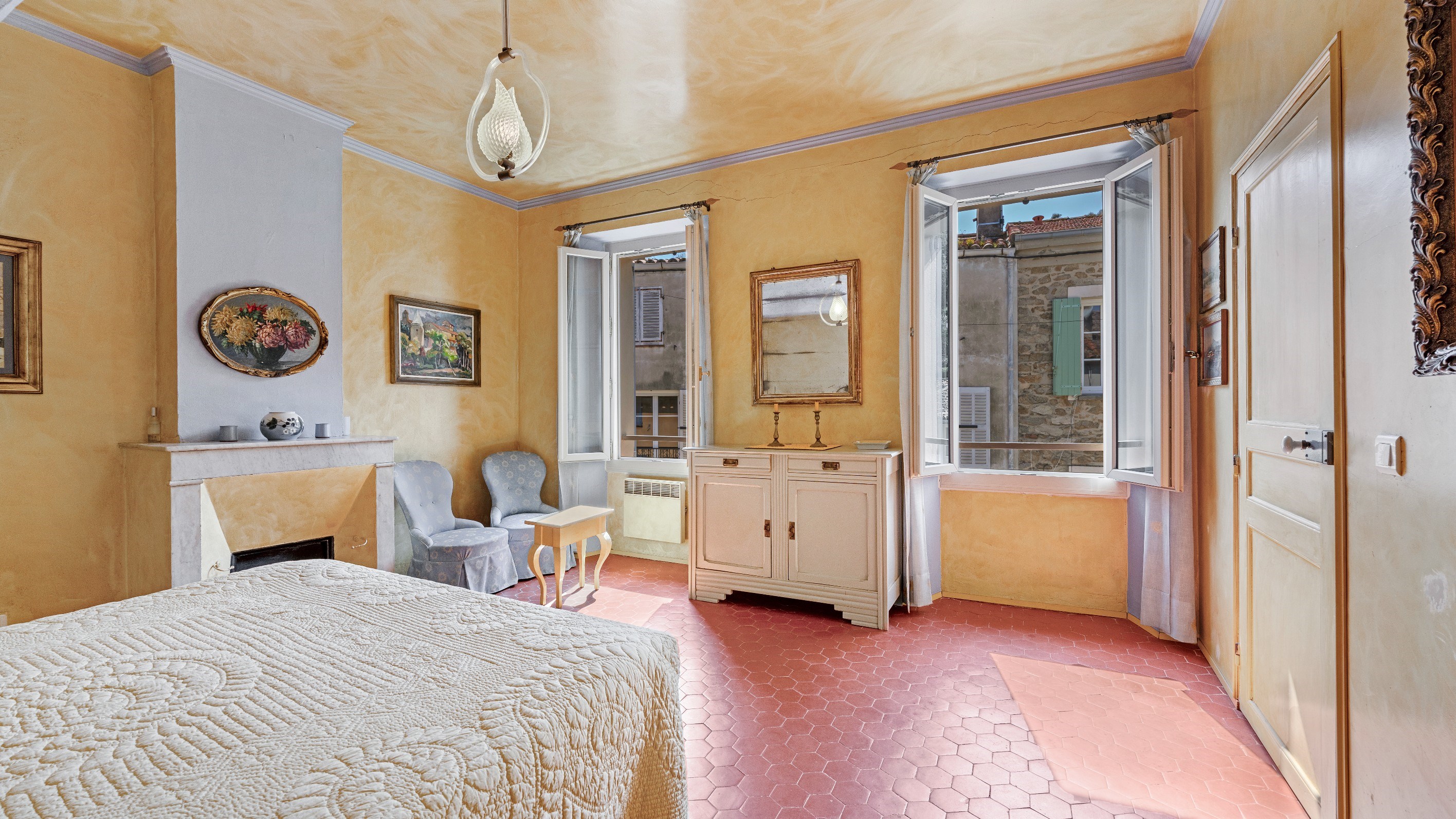  Top floor duplex apartment with sea view, 3 bedrooms, heart of Ramatuelle villa… - 物件實景