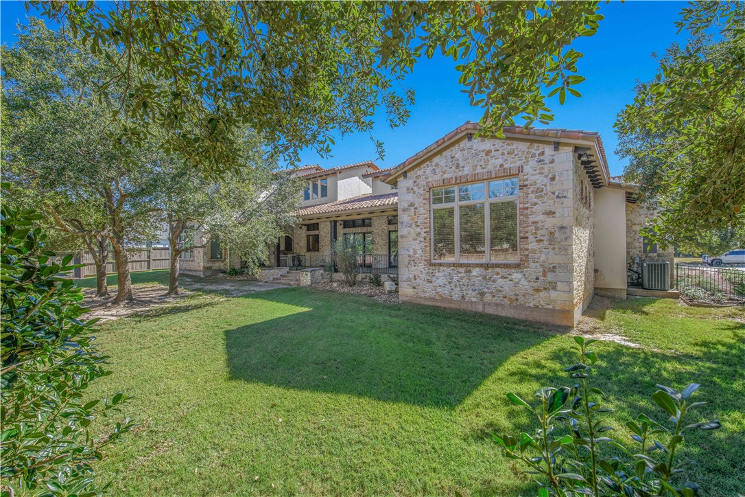 Bryan, Texas, 77802, United States, 4 Bedrooms Bedrooms, ,6 BathroomsBathrooms,Residential,For Sale,1986071