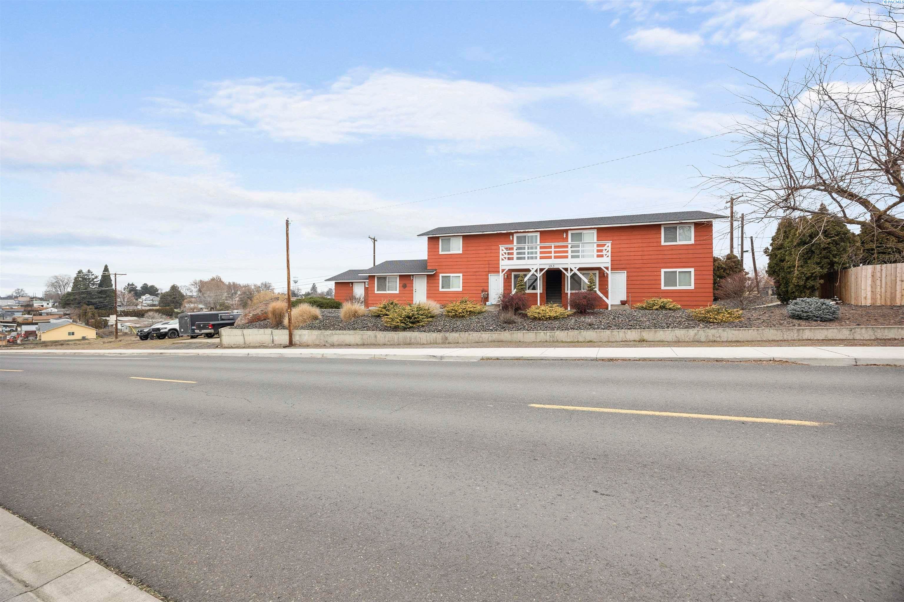 Zillah, Washington, 98953, United States, 9 Bedrooms Bedrooms, ,Residential,For Sale,2013273