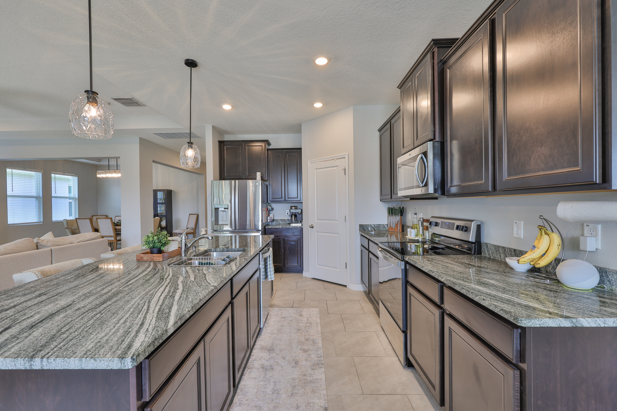 Riverview, Florida, 33579, United States, 4 Bedrooms Bedrooms, ,3 BathroomsBathrooms,Residential,For Sale,1861328