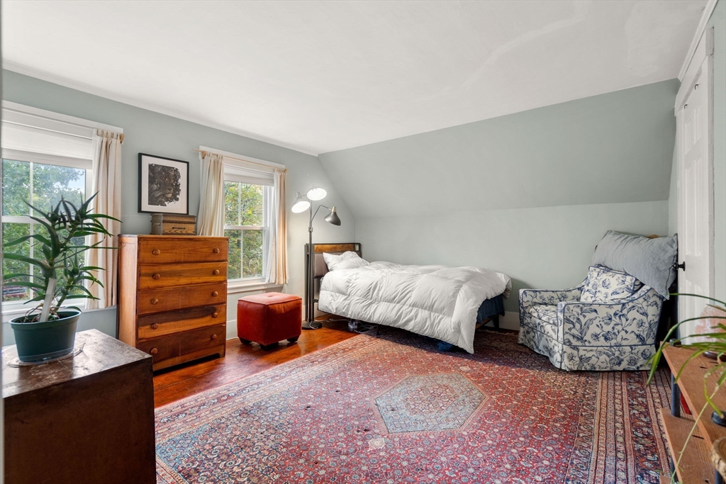 Merrimac, Massachusetts, 01860, United States, 4 Bedrooms Bedrooms, ,2 BathroomsBathrooms,Residential,For Sale,1988348