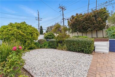 Redondo Beach, California, 90277, United States, 3 Bedrooms Bedrooms, ,2 BathroomsBathrooms,Residential,For Sale,1798298