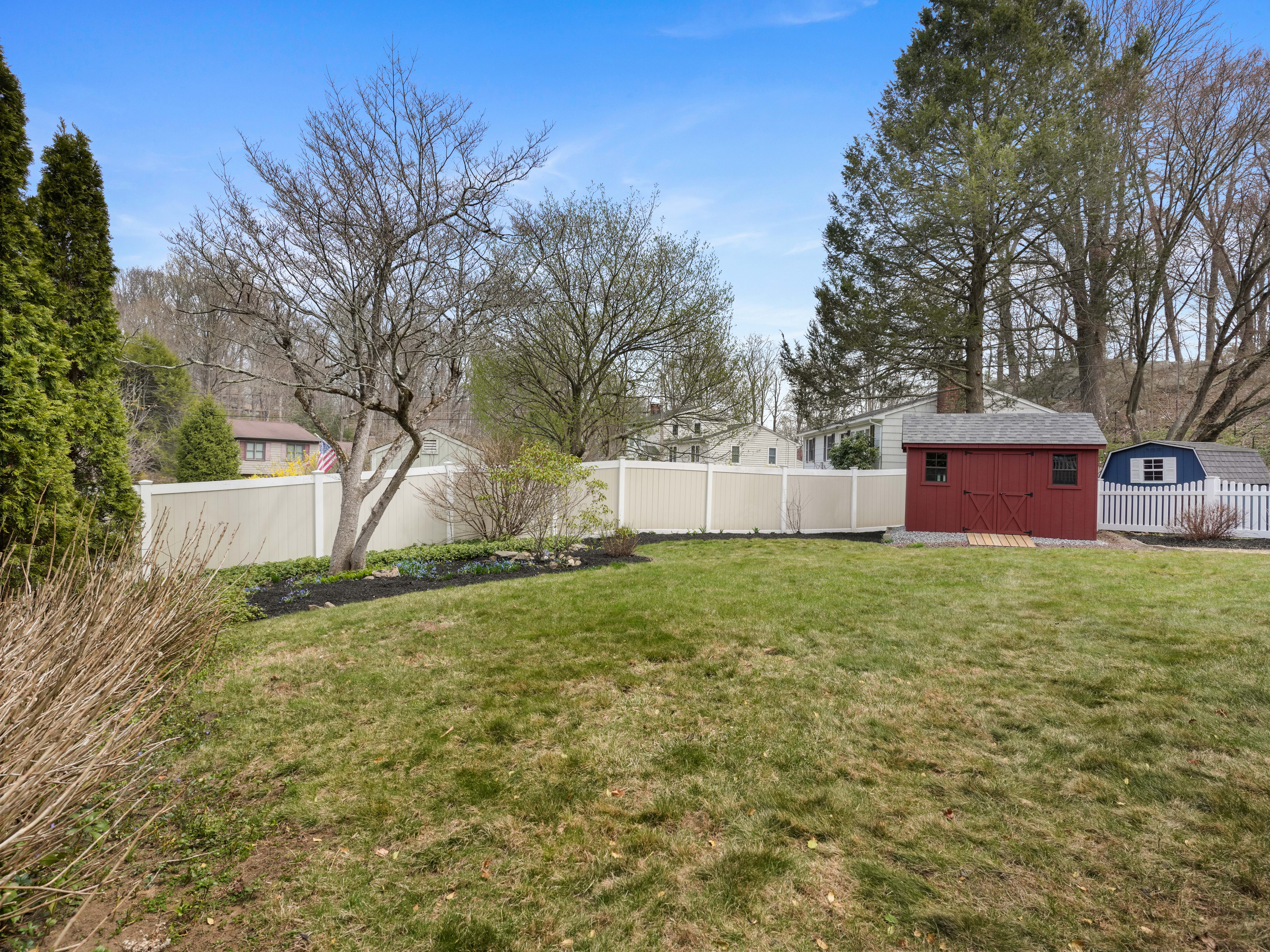  Stunning Custom Colonial - 物件實景