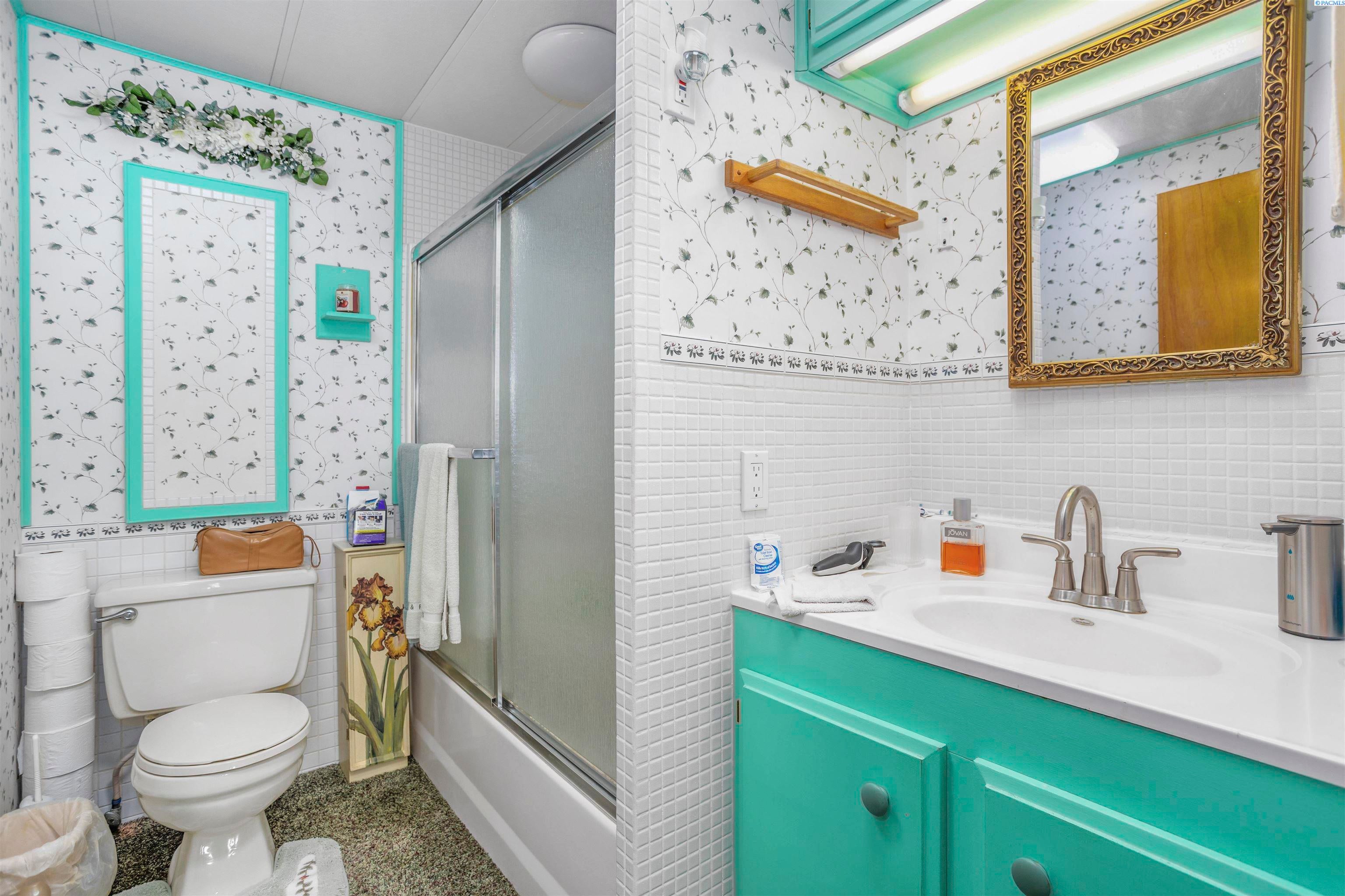 Granger, Washington, 98932, United States, 4 Bedrooms Bedrooms, ,1 BathroomBathrooms,Residential,For Sale,1975233