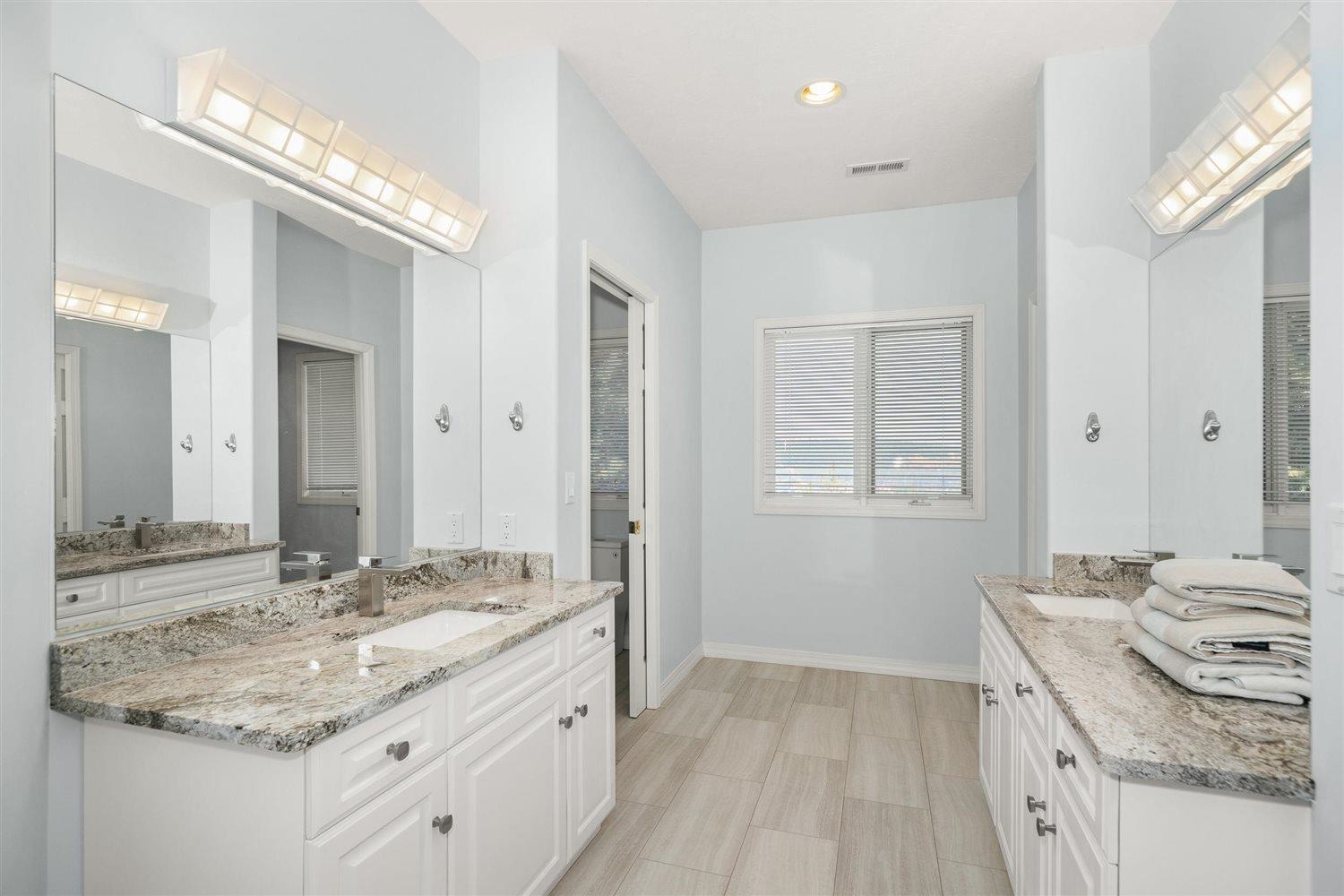 Spokane, Washington, 99223, United States, 6 Bedrooms Bedrooms, ,5 BathroomsBathrooms,Residential,For Sale,1943876