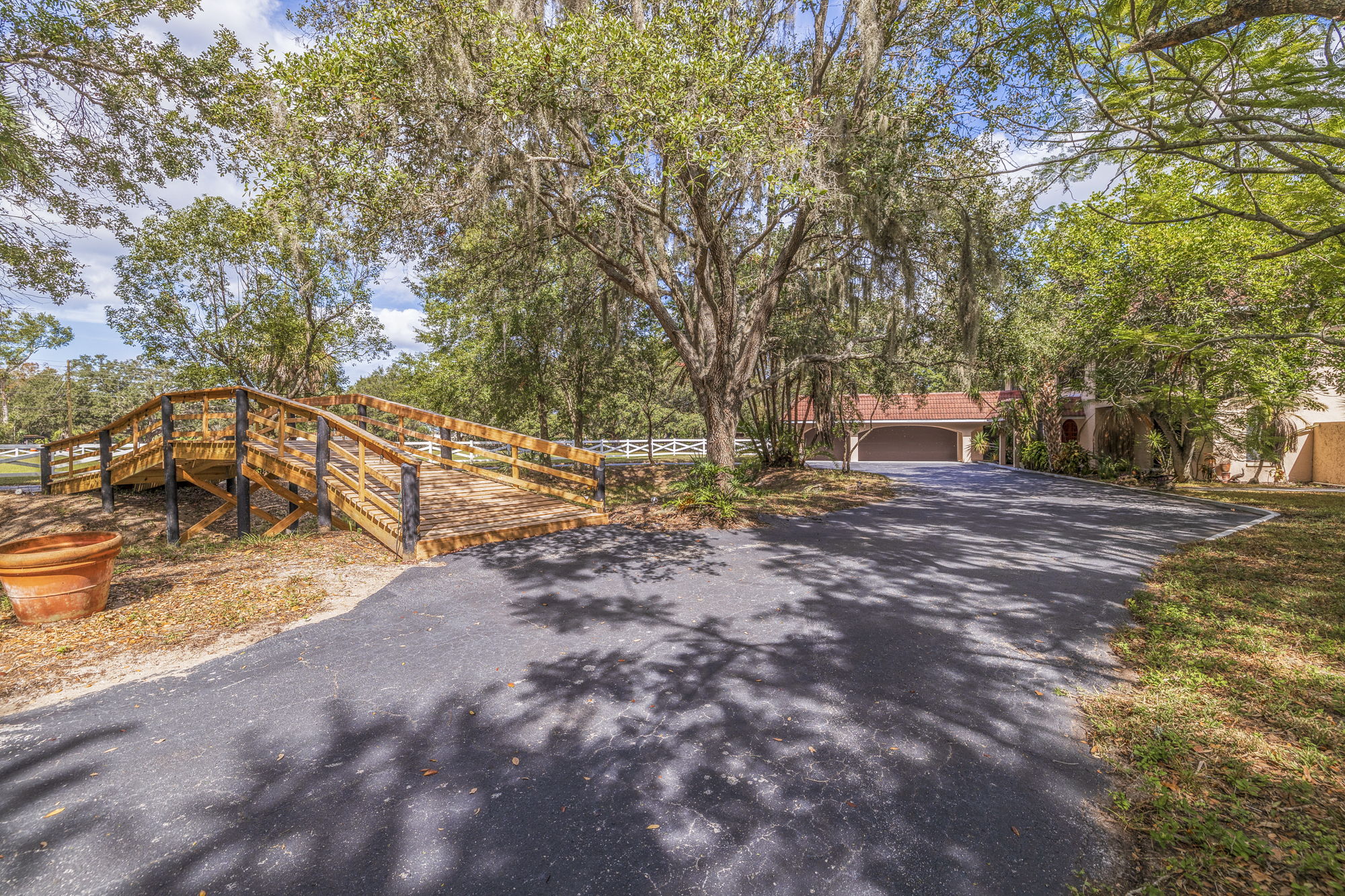 Palmetto, Florida, 34221, United States, 5 Bedrooms Bedrooms, ,4 BathroomsBathrooms,Residential,For Sale,1921911