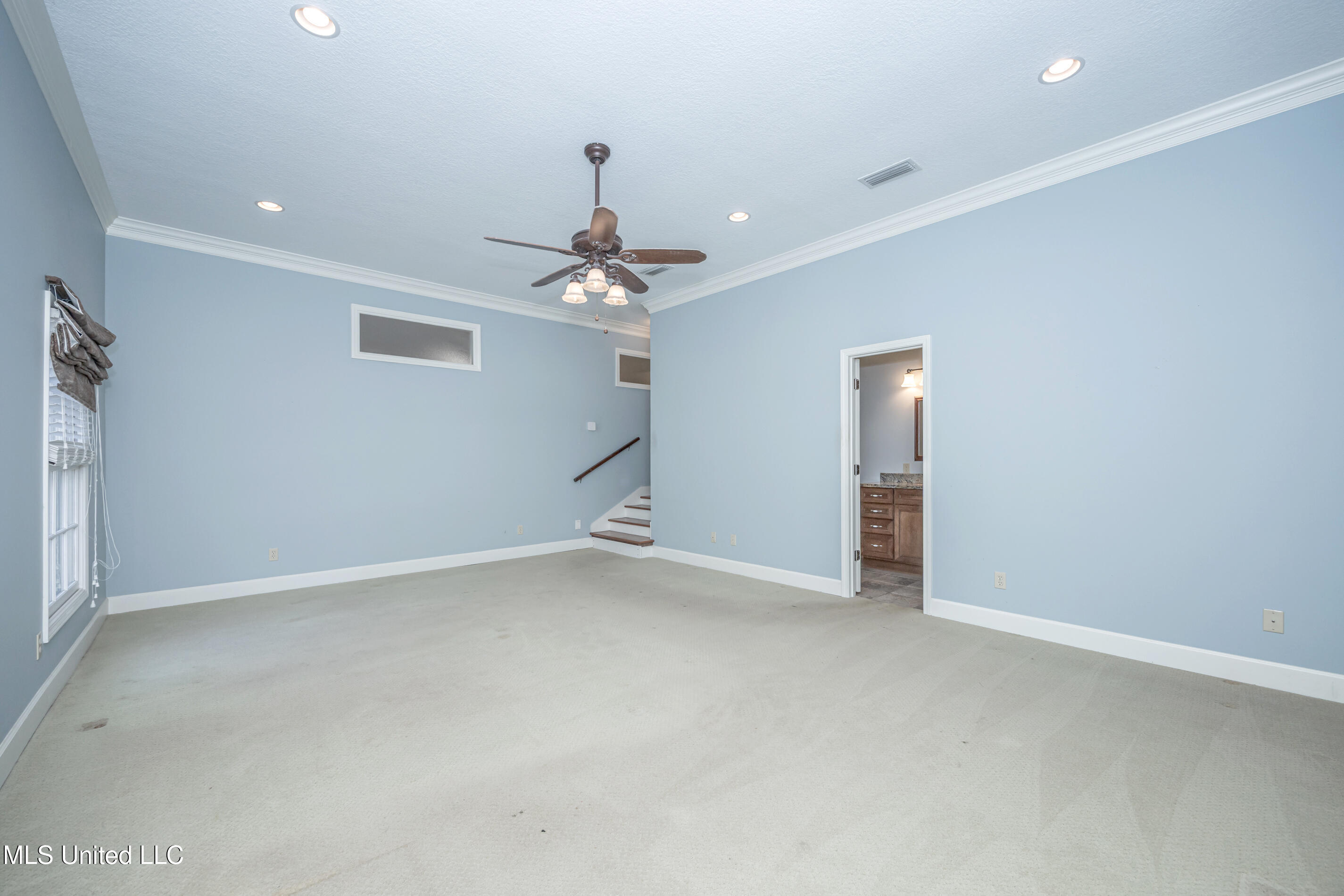 Ocean Springs, Mississippi, 39564, United States, 3 Bedrooms Bedrooms, ,3 BathroomsBathrooms,Residential,For Sale,1903607