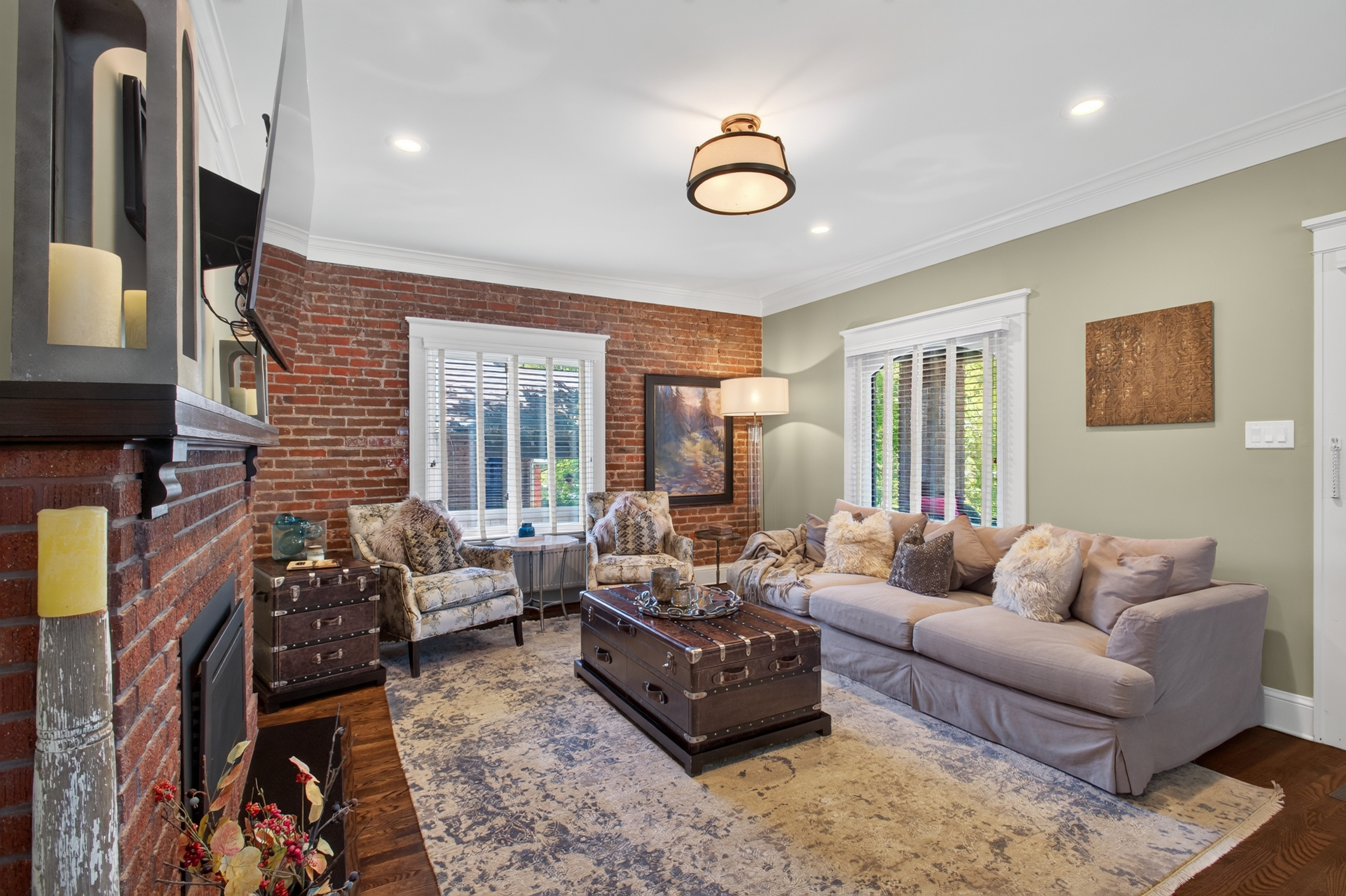 This Exceptional Home Delivers the Perfect Balance of Luxury and Comfort - 物件實景