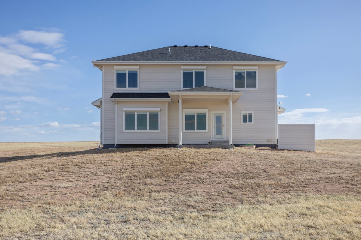 Cheyenne, Wyoming, 82009, United States, 5 Bedrooms Bedrooms, ,3 BathroomsBathrooms,Residential,For Sale,1982356