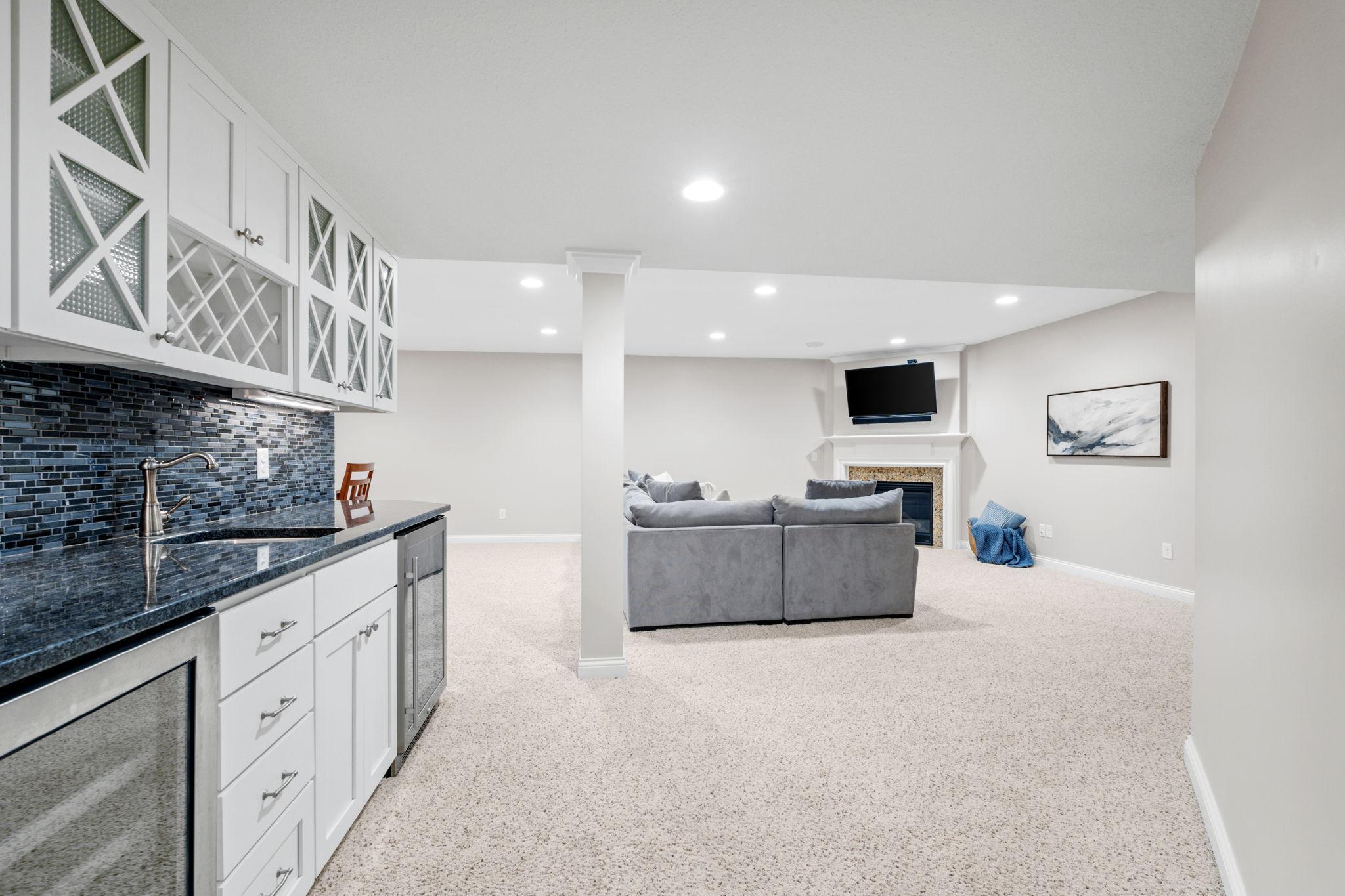 Minnetonka, Minnesota, 55343, United States, 5 Bedrooms Bedrooms, ,3 BathroomsBathrooms,Residential,For Sale,1987547