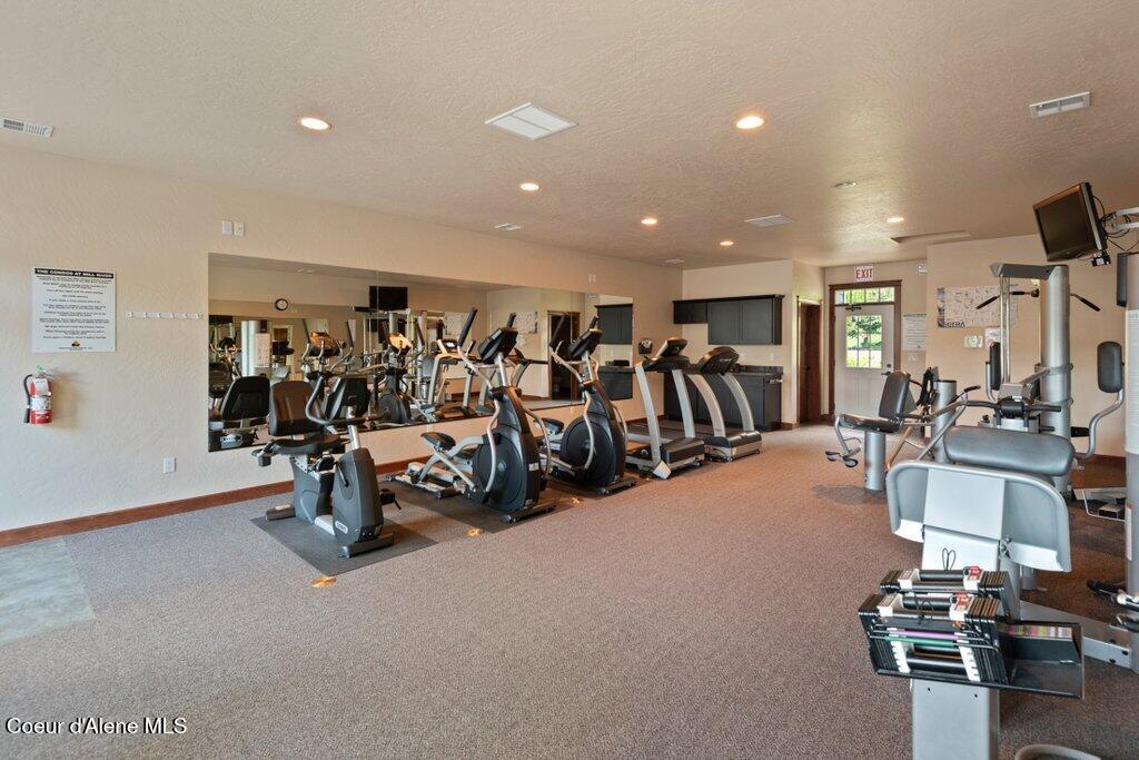 Coeur D'alene, Idaho, 83814, United States, 2 Bedrooms Bedrooms, ,Residential,For Sale,1998206