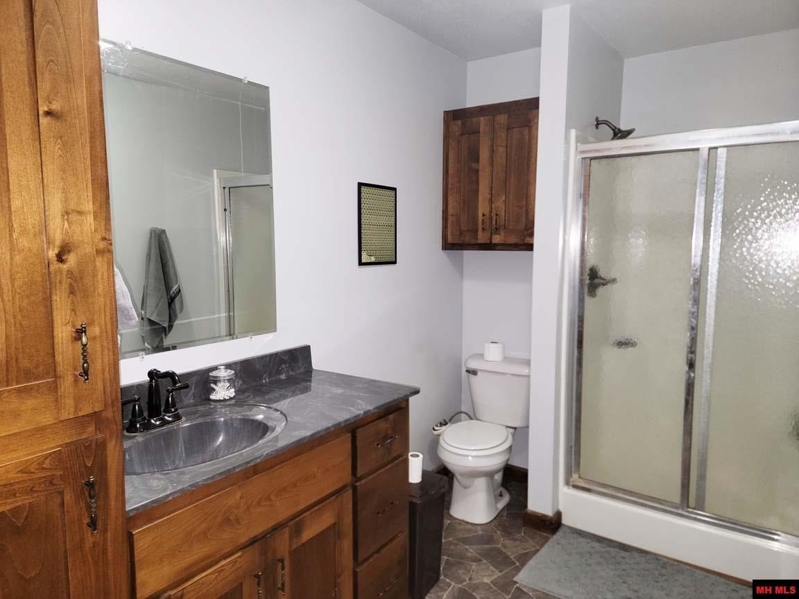 Franklin, Arkansas, 72536, United States, 5 Bedrooms Bedrooms, ,3 BathroomsBathrooms,Residential,For Sale,2039993