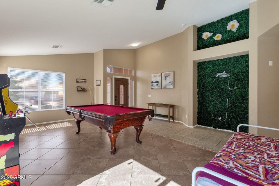 Mesa, Arizona, 85209, United States, 3 Bedrooms Bedrooms, ,2 BathroomsBathrooms,Residential,For Sale,2006207