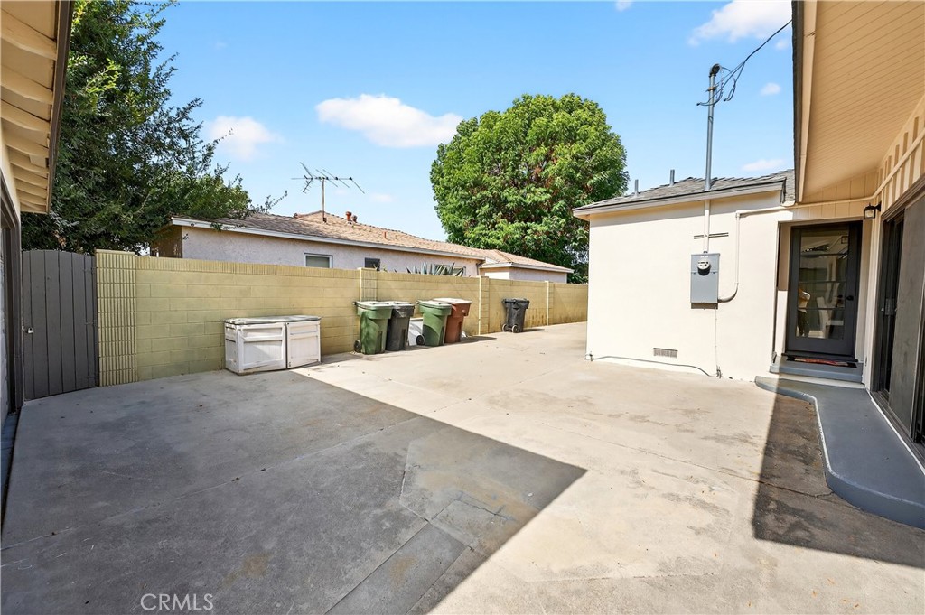 Anaheim, California, 92805, United States, 3 Bedrooms Bedrooms, ,3 BathroomsBathrooms,Residential,For Sale,1927915