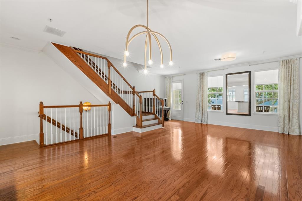 Orlando, Florida, 32814, United States, 4 Bedrooms Bedrooms, ,5 BathroomsBathrooms,Residential,For Sale,1901363