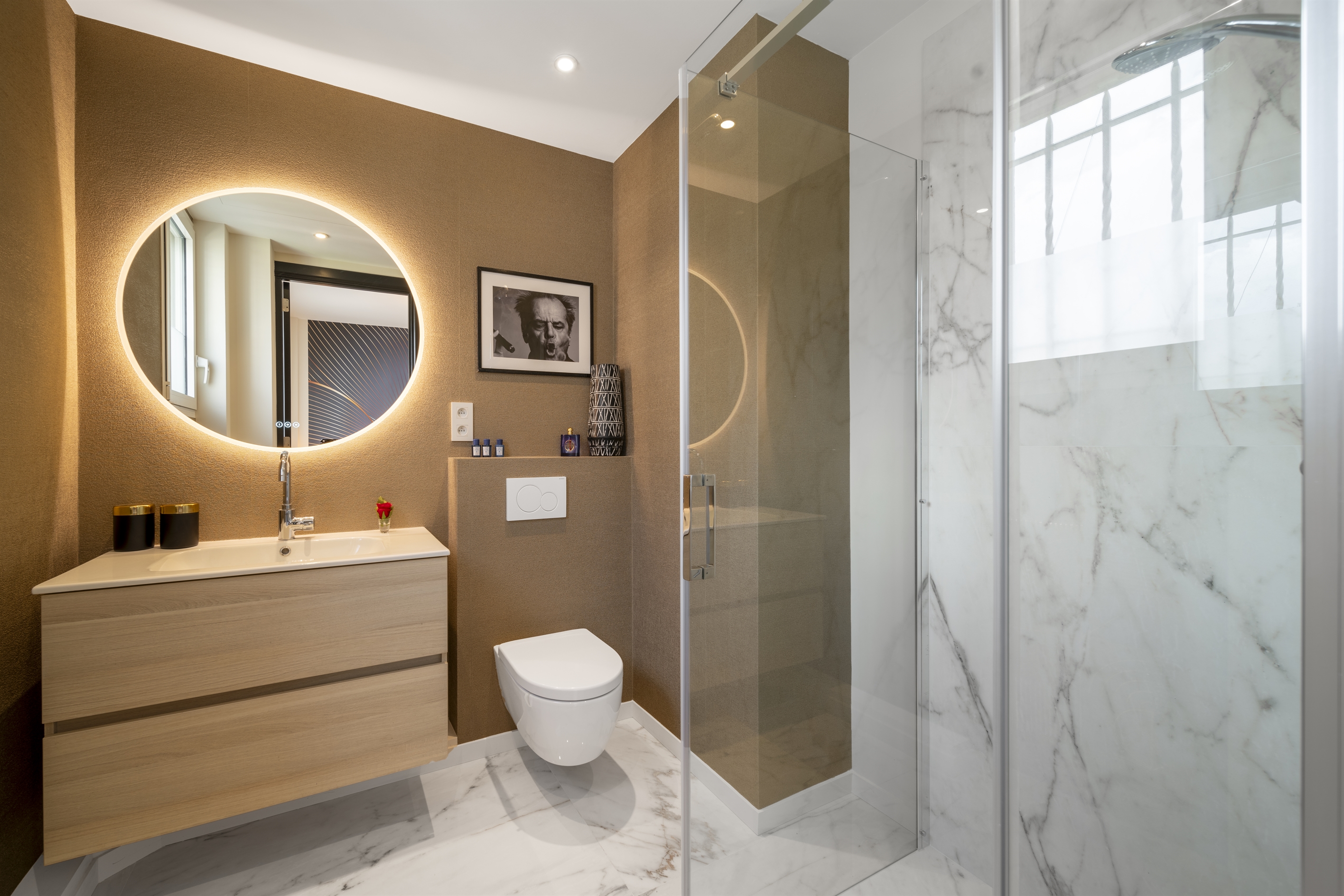 Recently renovated 3-bedroom apartment on the Croisette in Cannes, terrace and … - 物件實景