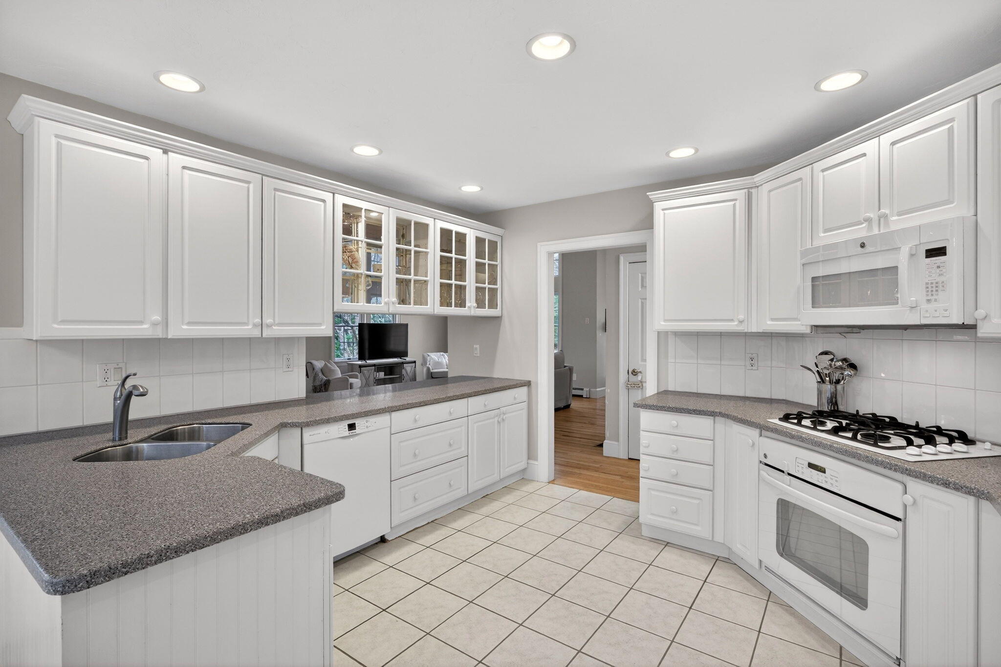  68 Krikor Drive - 物件實景