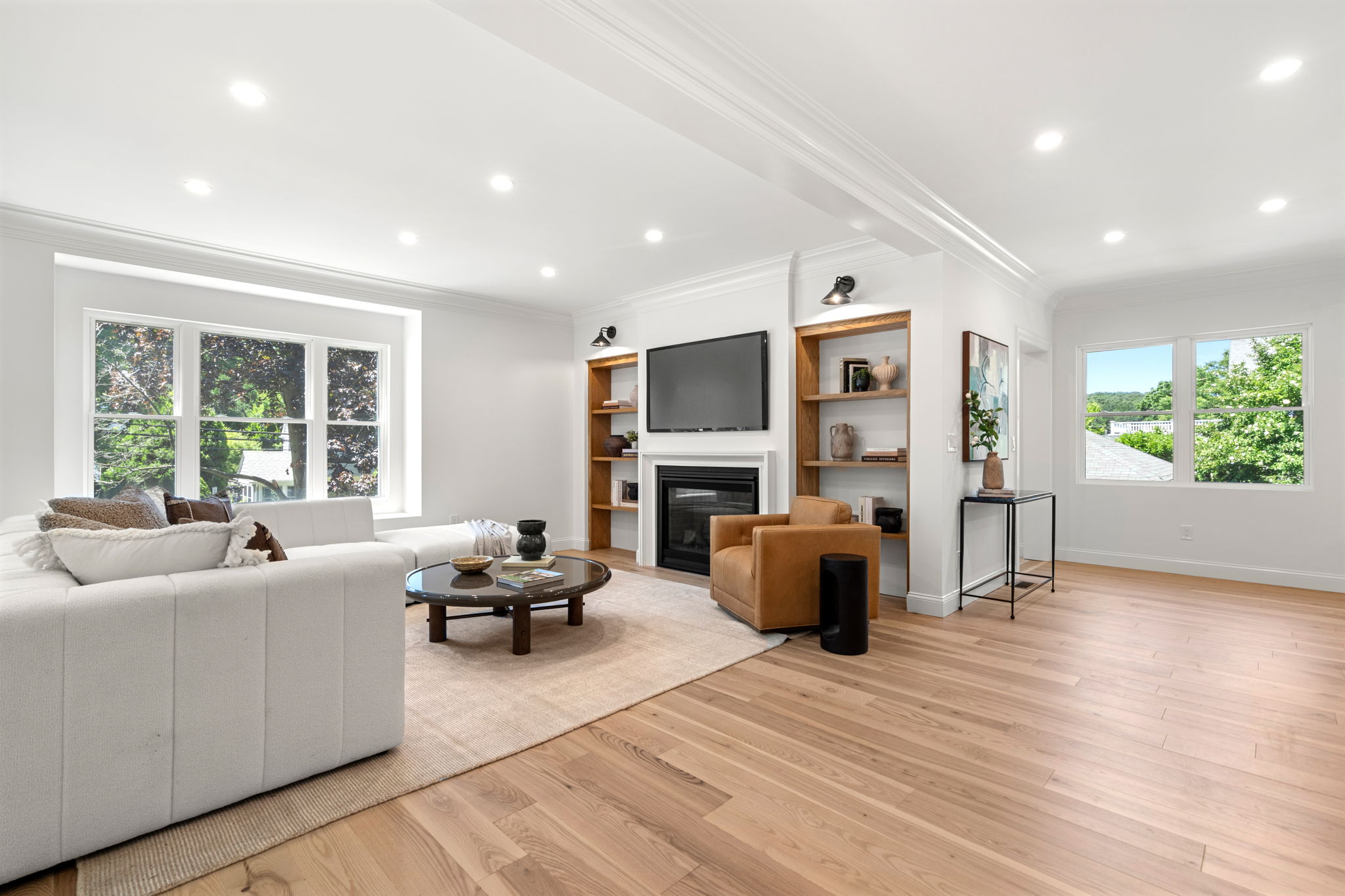  68 Barnard Avenue, Watertown, MA, 02472 - 物件實景