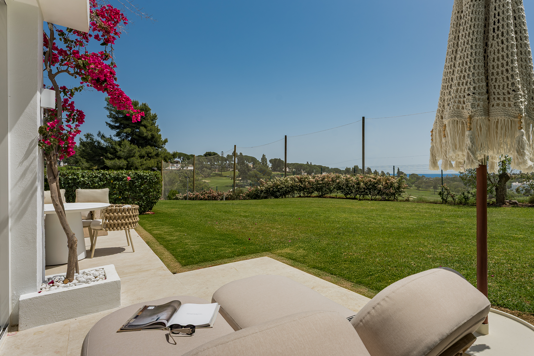  Apartment with garden on the front line of Aloha Golf, Nueva Andalucía - 物件實景