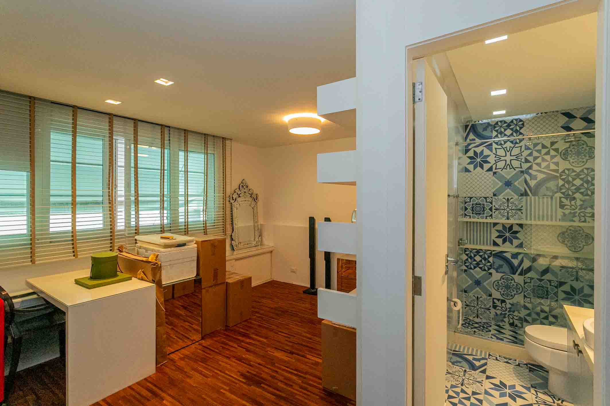  Renovated penthouse with four bedrooms near the beach - 物件實景