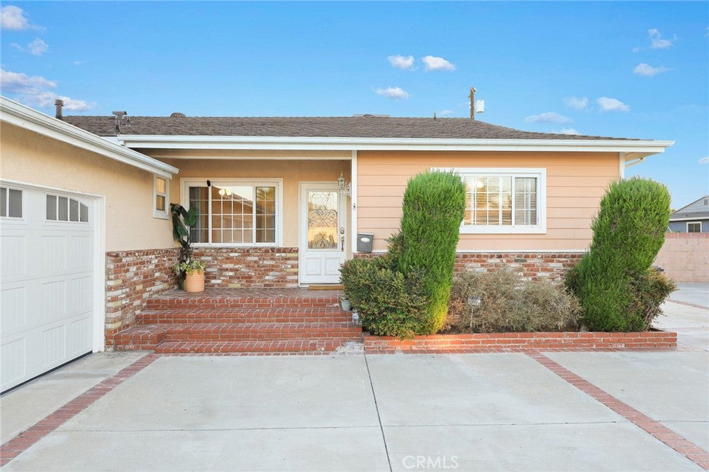 Whittier, California, 90604, United States, 4 Bedrooms Bedrooms, ,2 BathroomsBathrooms,Residential,For Sale,1918097