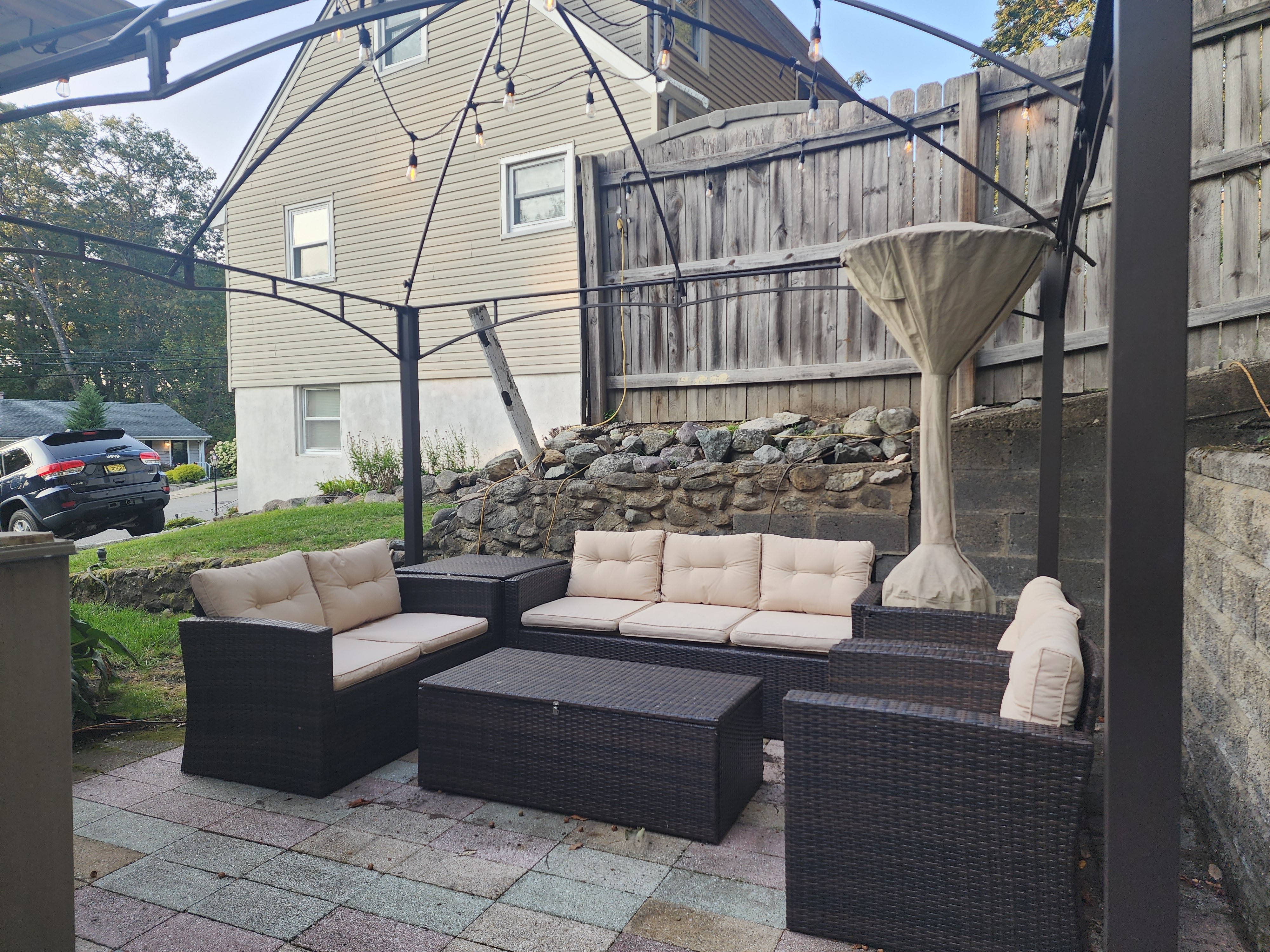 Bloomingdale, New Jersey, 07403, United States, 3 Bedrooms Bedrooms, ,2 BathroomsBathrooms,Residential,For Sale,1982593